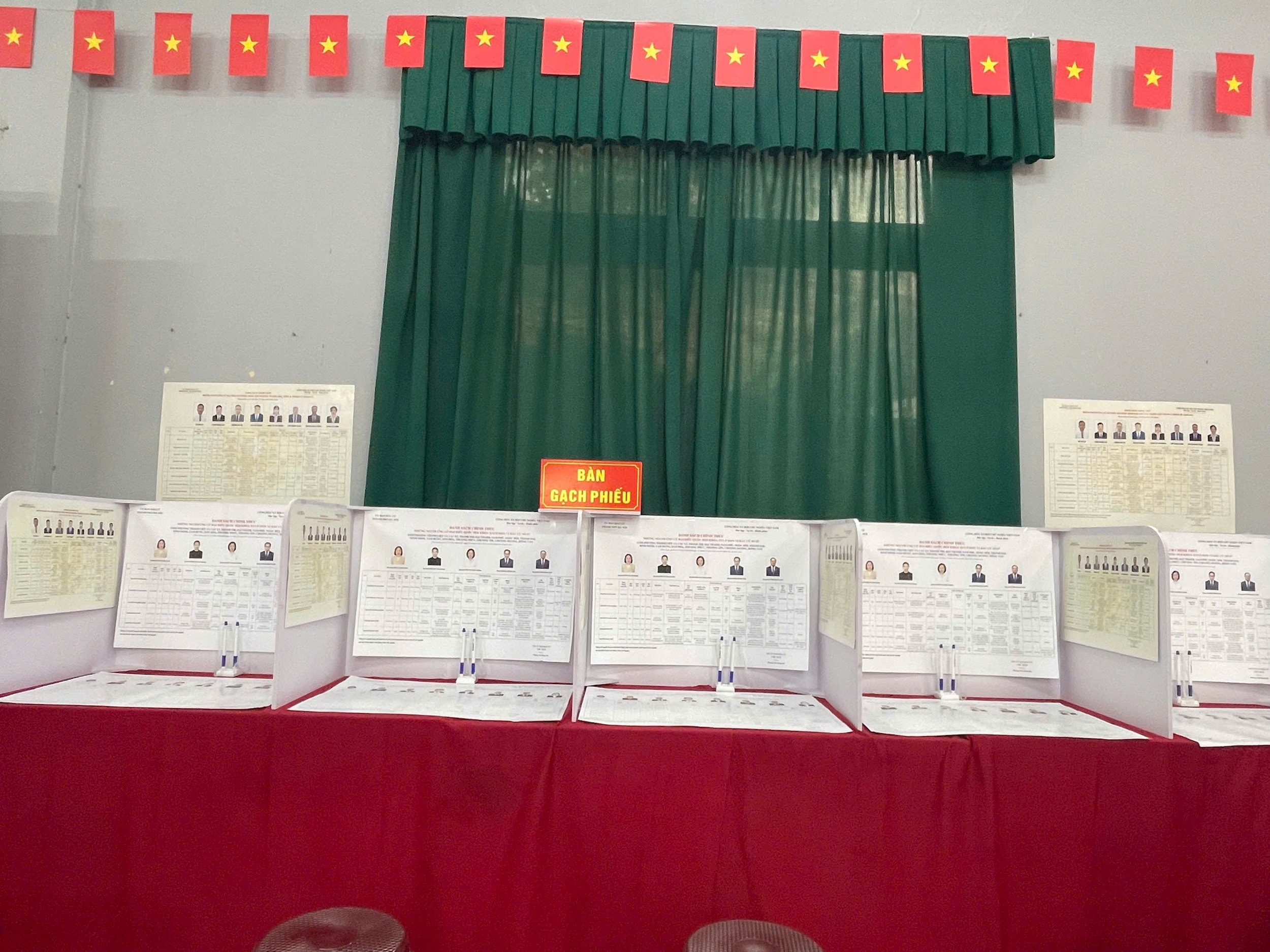anh-5-ban-gach-phieu-thanh-liet.jpg