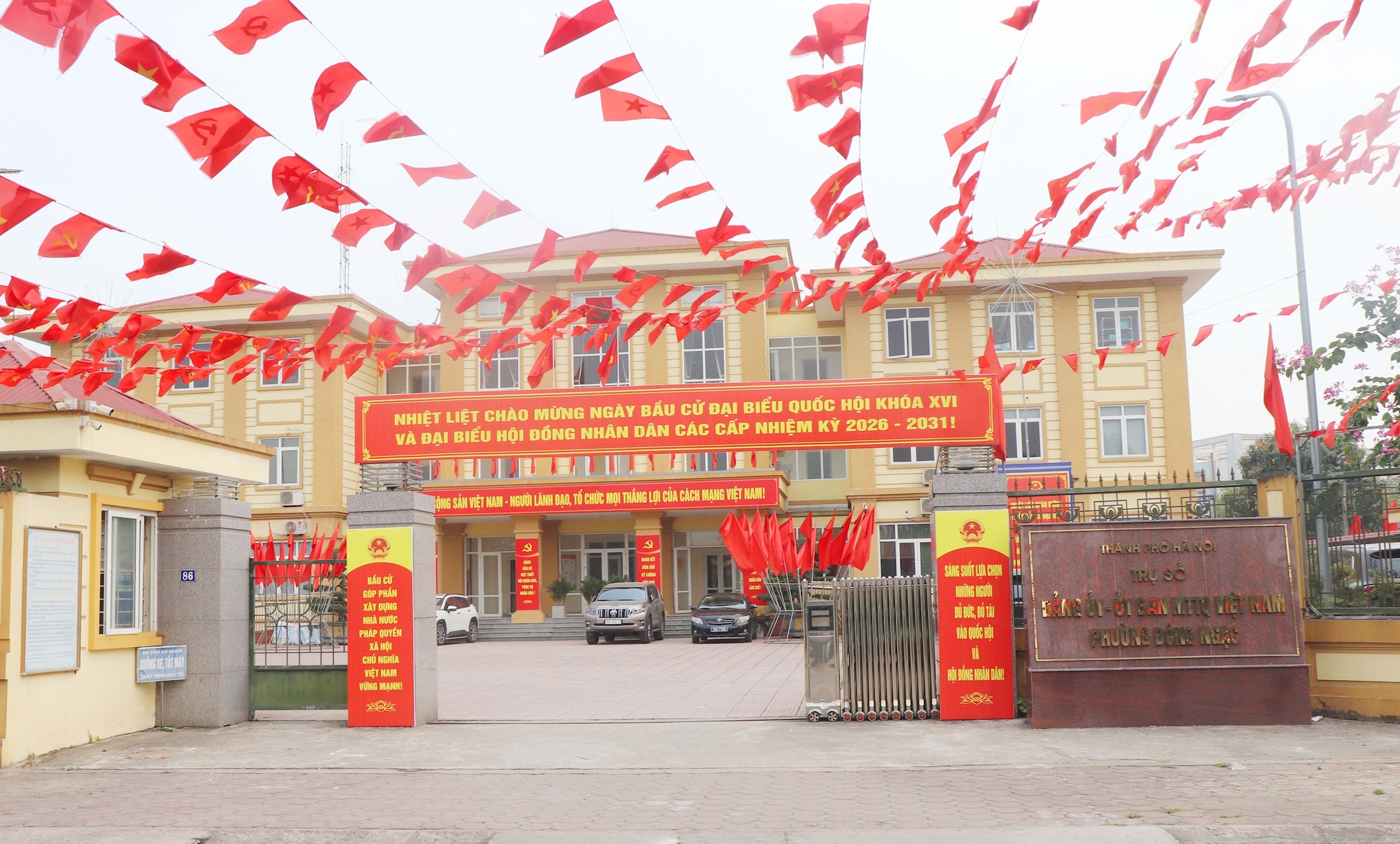 Il distretto di Đông Ngạc ha inoltre implementato diverse forme di propaganda e campagne di sensibilizzazione.