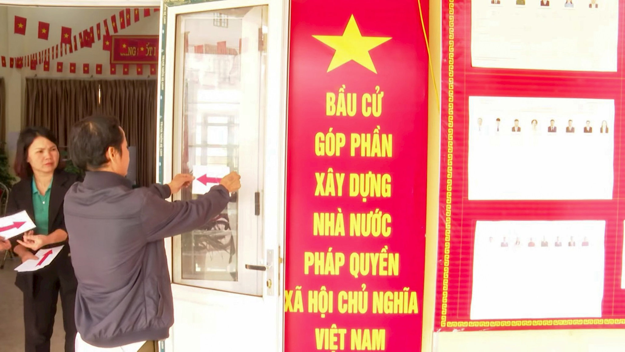 phong-su-xa-phu-xuyen-san-sang-cho-ngay-hoi-non-song-xem-them.mp4_snapshot_02.23.465.jpg