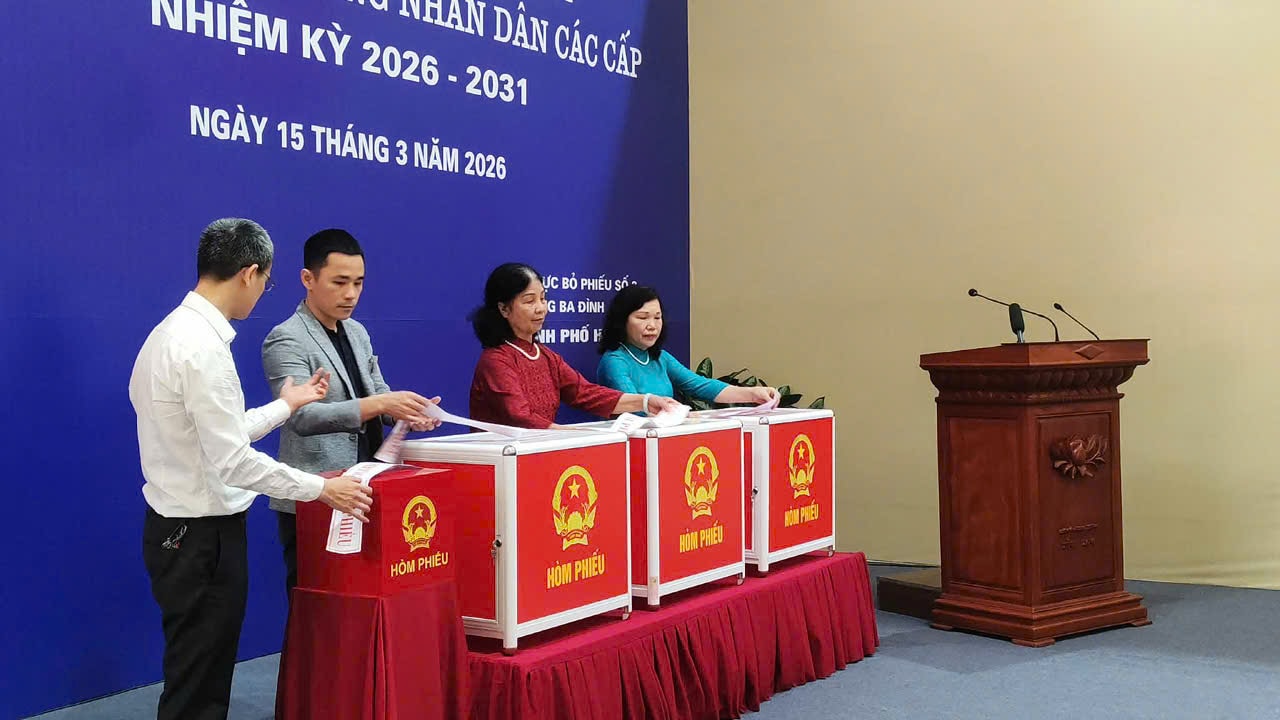 niem-phong-hom-phieu.jpg