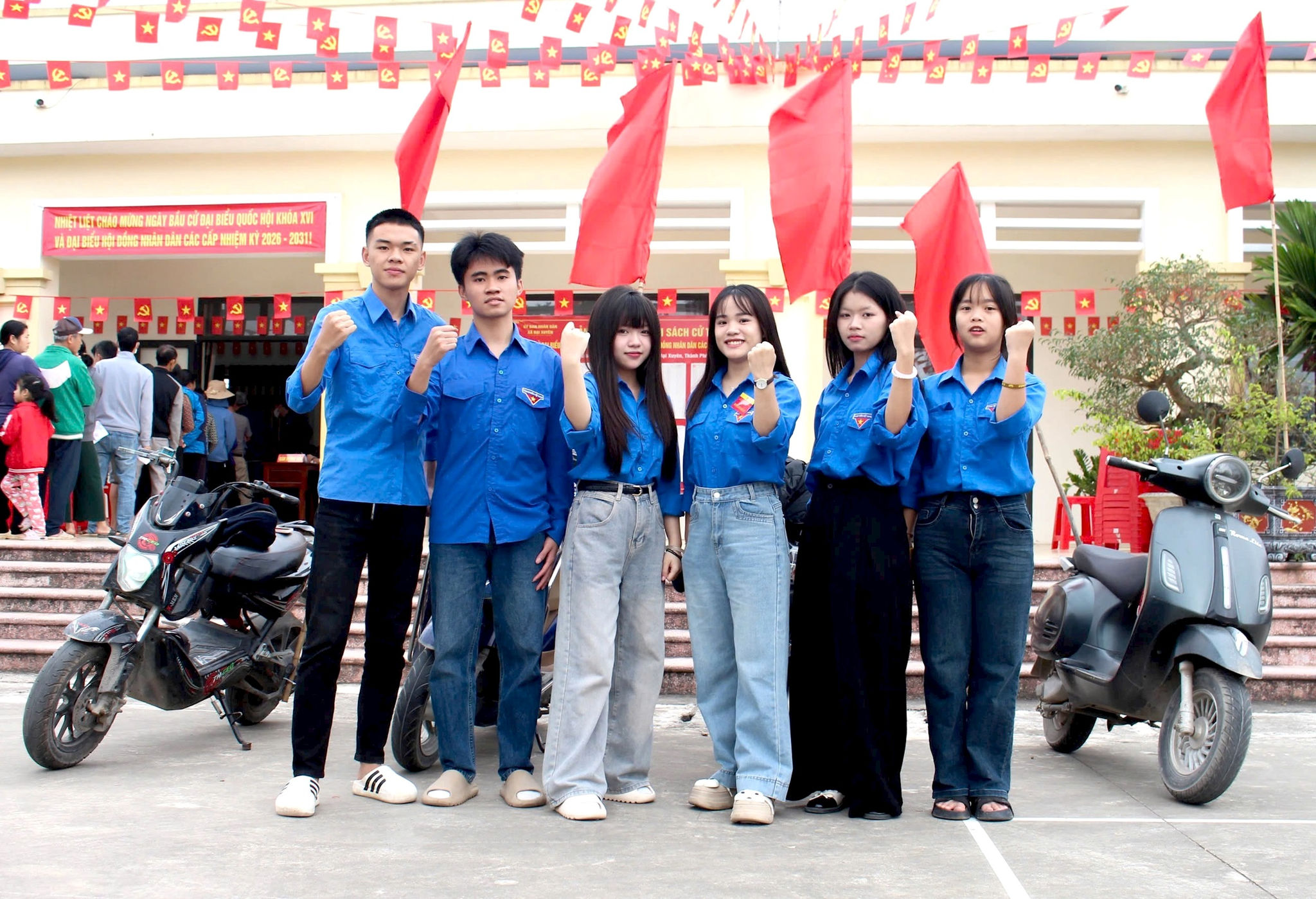 gen-h-z7621825276224_f5ebc200720a9ac713886d5f72e8fe86.jpg