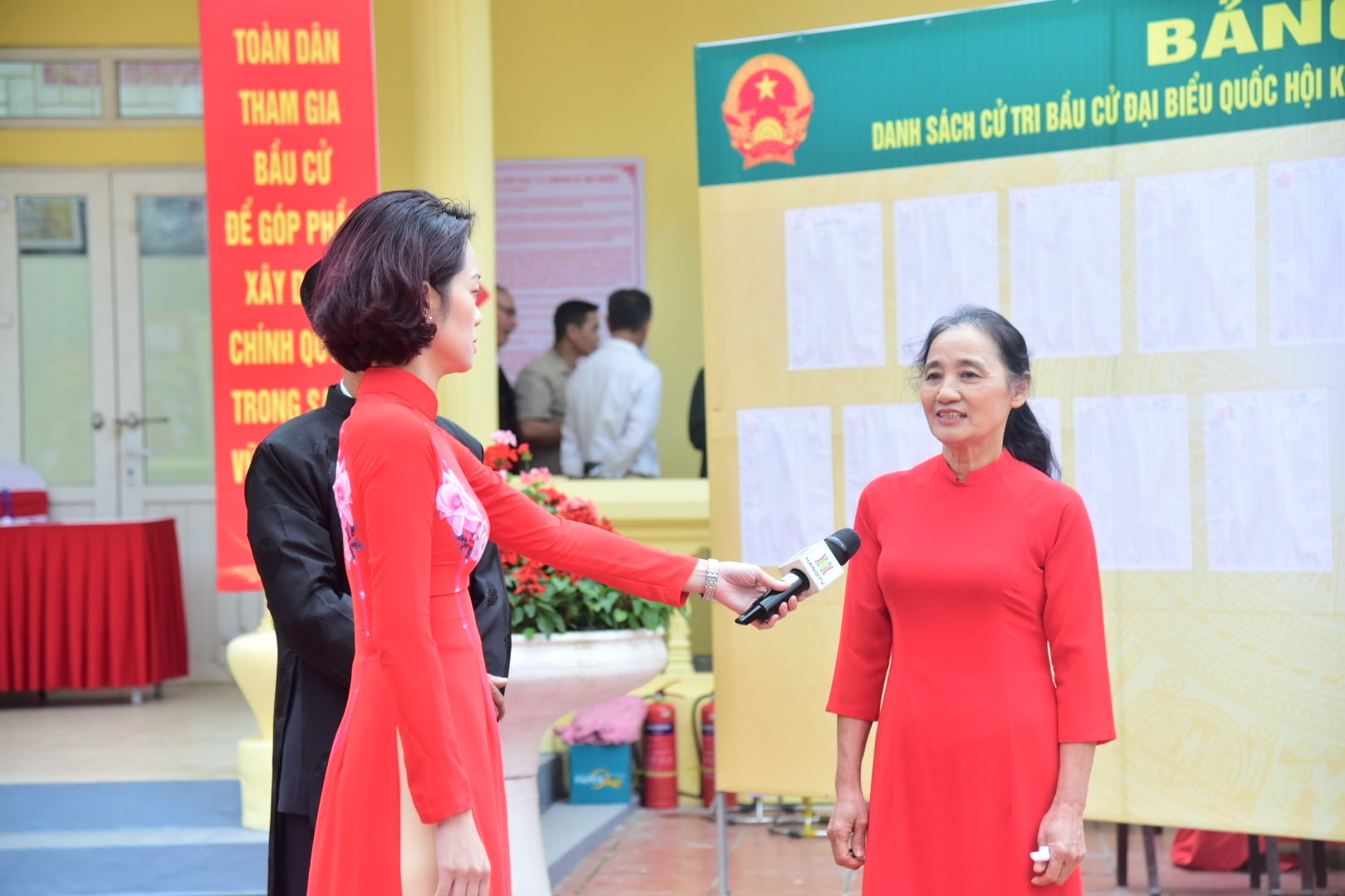 ba-khanh-huong-son.jpg