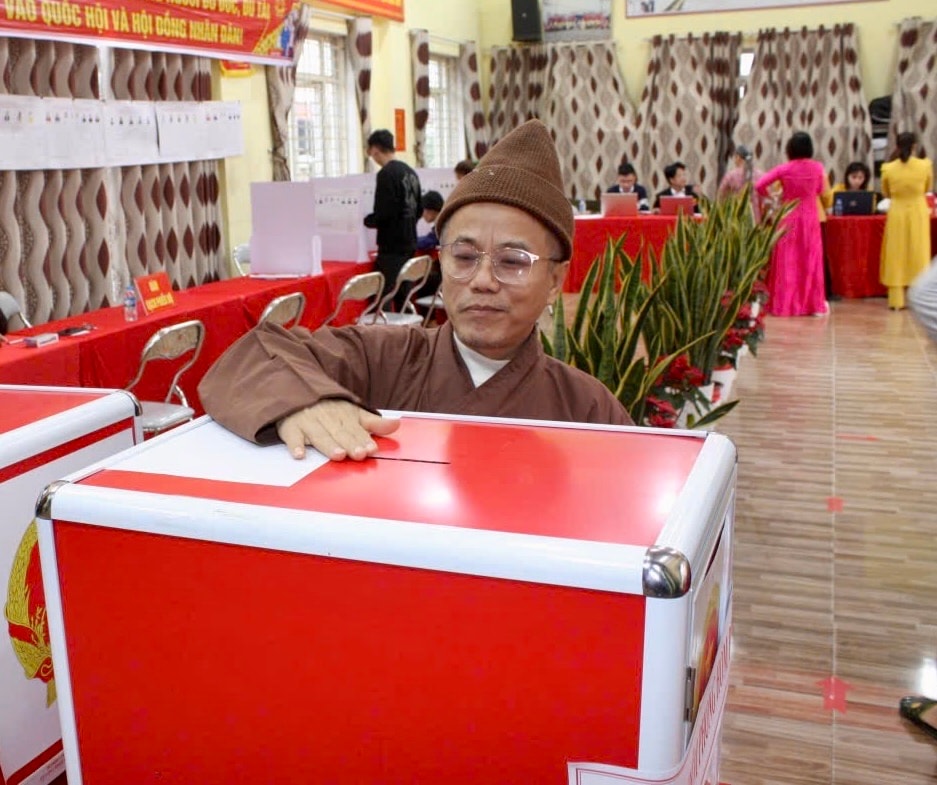 bo-sung-cu-tri-thich-minh-tri-tru-tri-chua-tran-dang-.jpg
