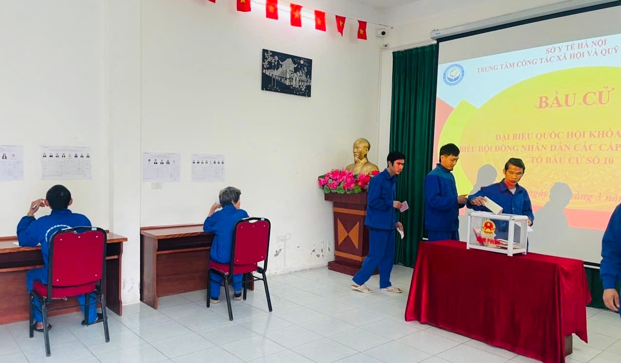 5-1-nguoi-lang-thang-bo-phieu.jpg