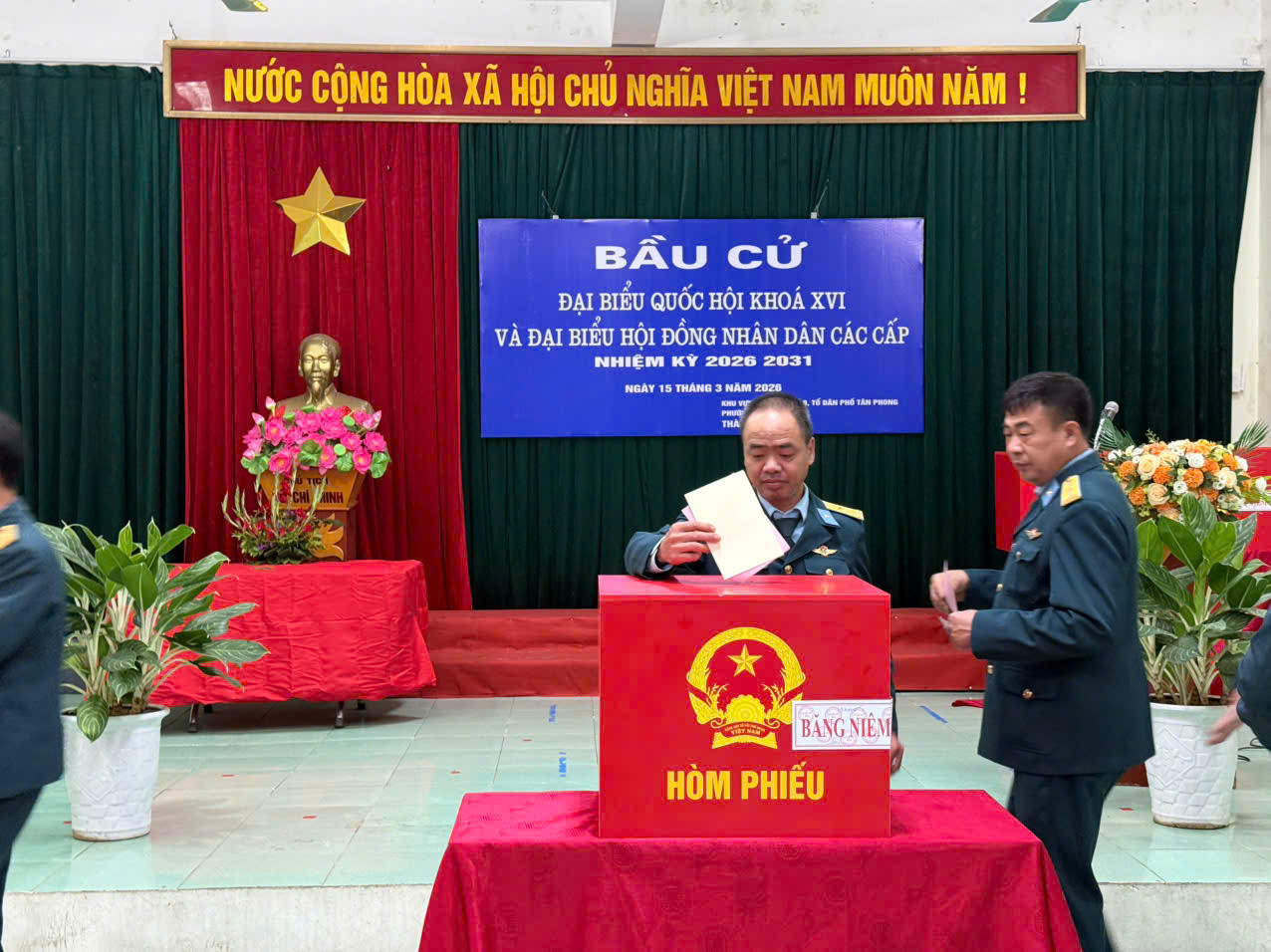 anh-2(1).jpg