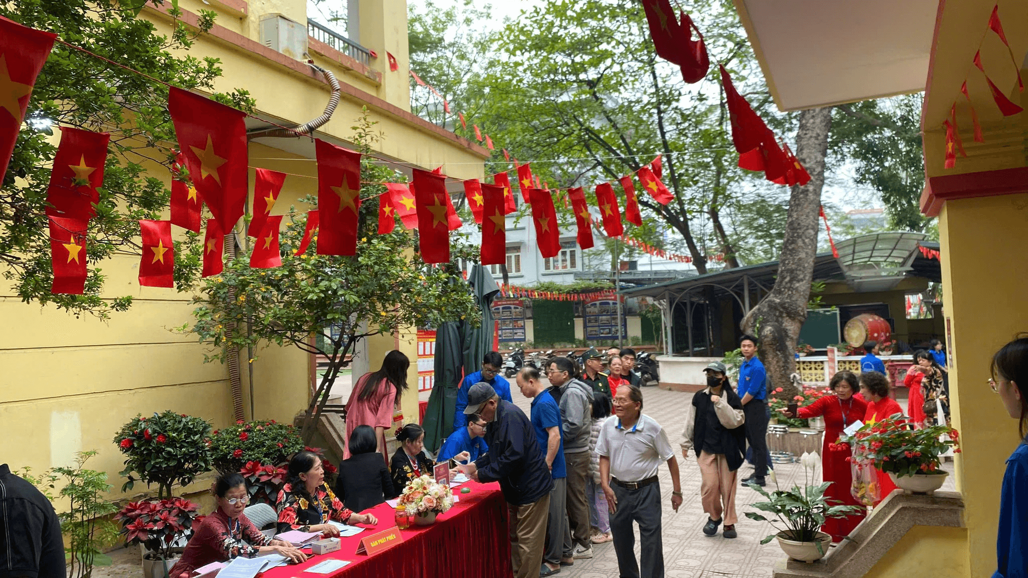 vinhhung-baucu4.png