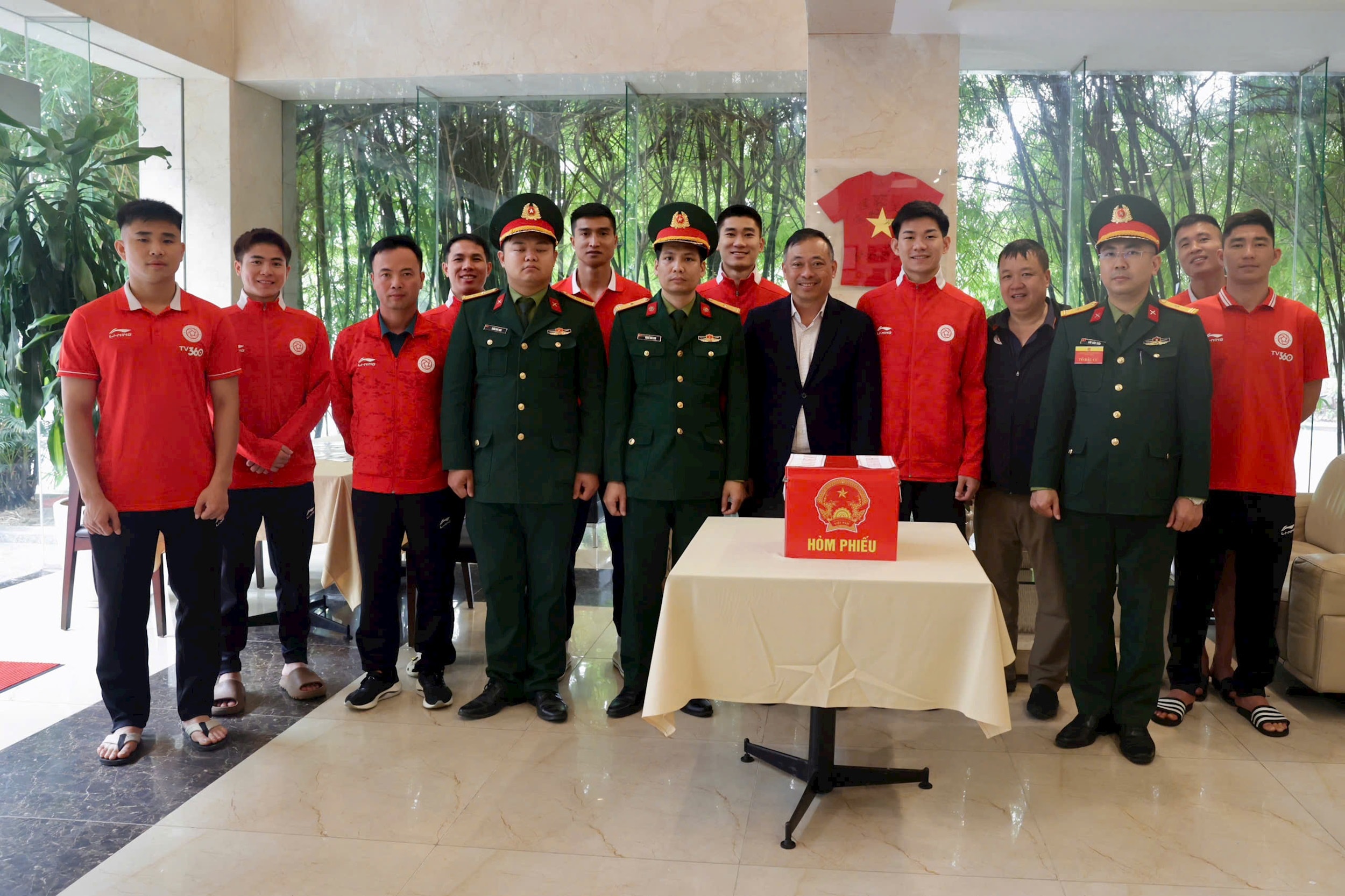 15-the-cong-viettel.jpg