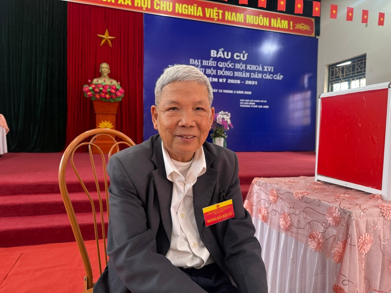 hoang-ngoc-tac.jpg