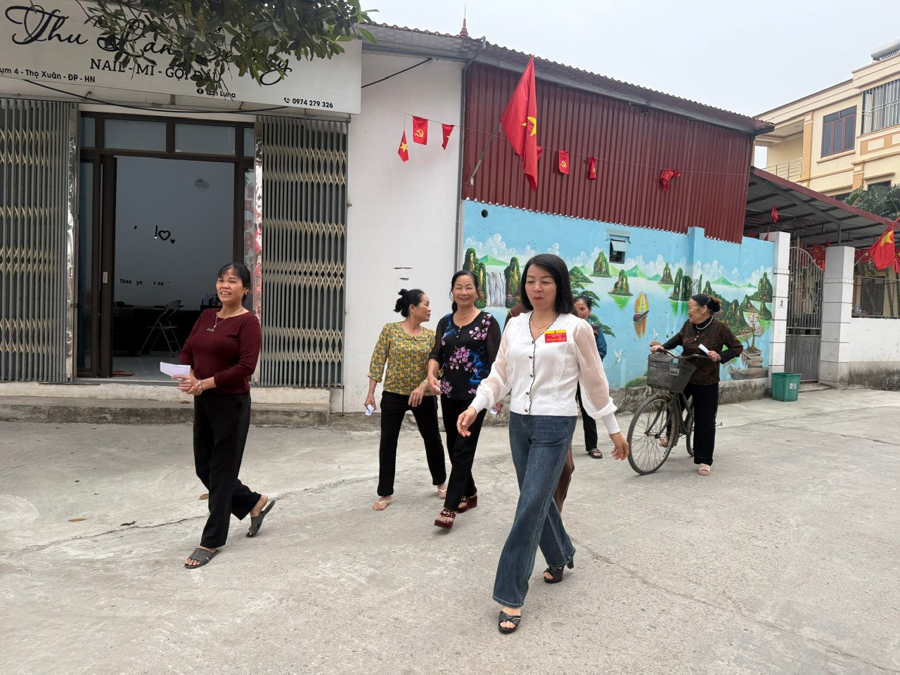 phu-nu.jpg