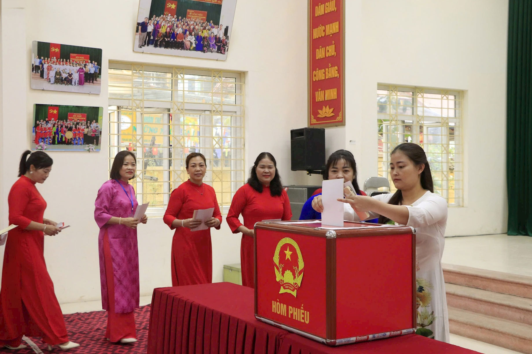 ao-dai-2.jpg