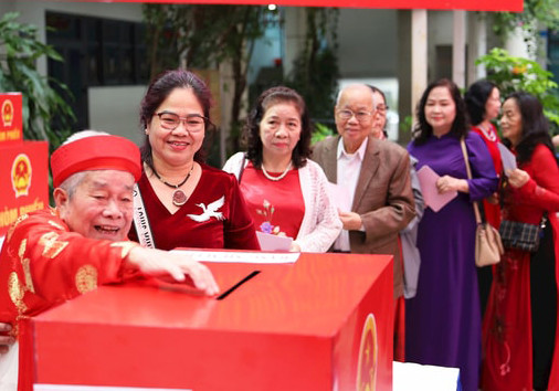 cu-tri-cao-tuoi-phuong-dong-da-thuc-hien-quyen-va-nghia-vu-cong-dan..jpg
