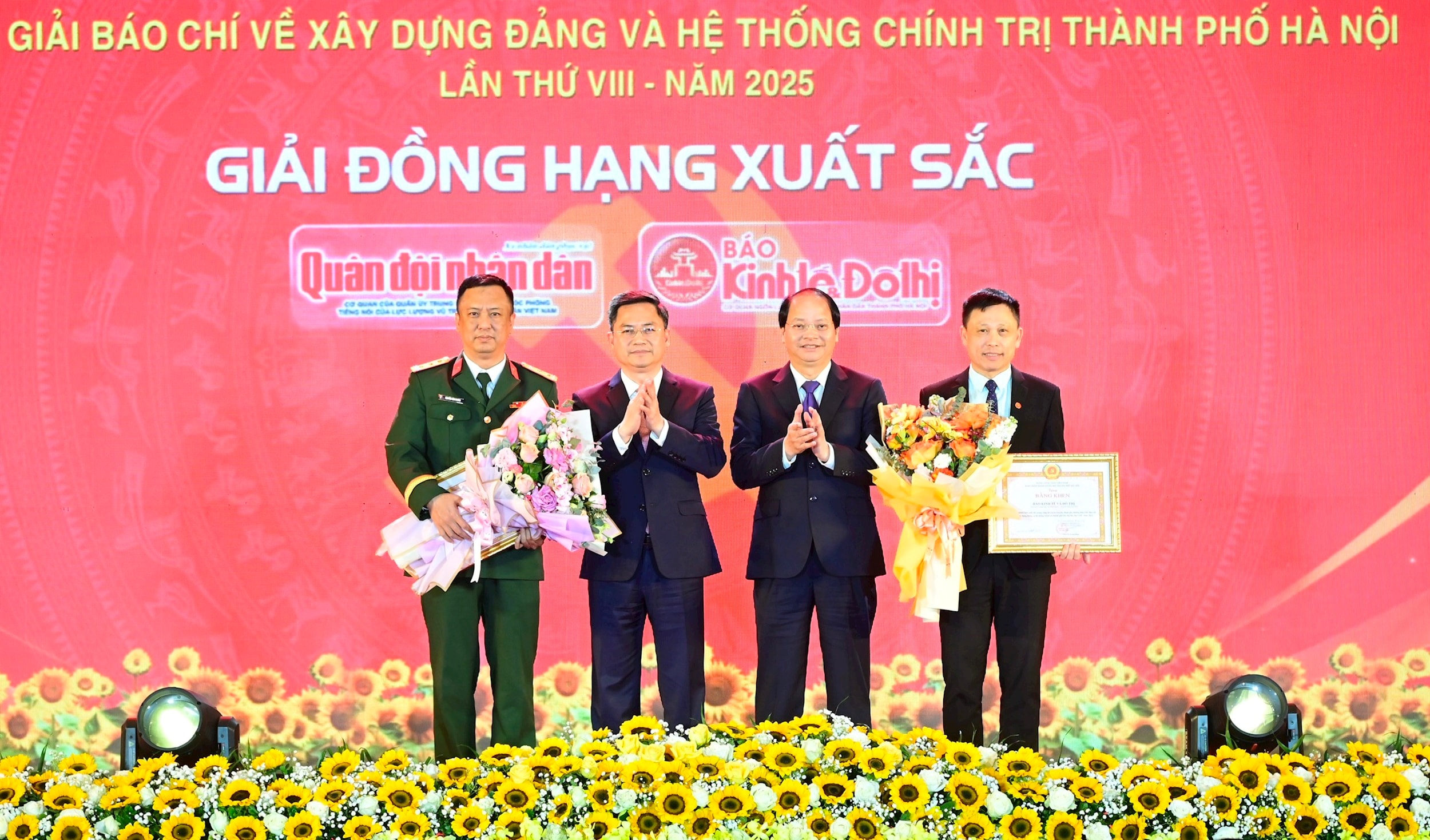 z7629878263106_fc86dab72752a35f6f9e2641cb08c4a7.jpg