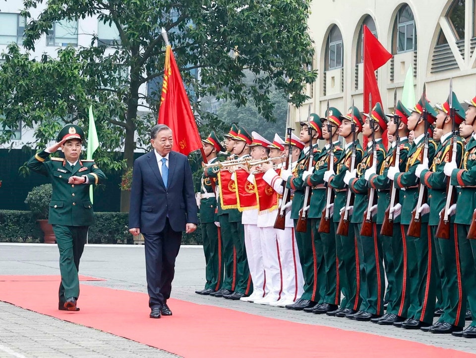 1703-tong-bi-thu-hoc-vien-ky-thuat-quan-su-2.jpg
