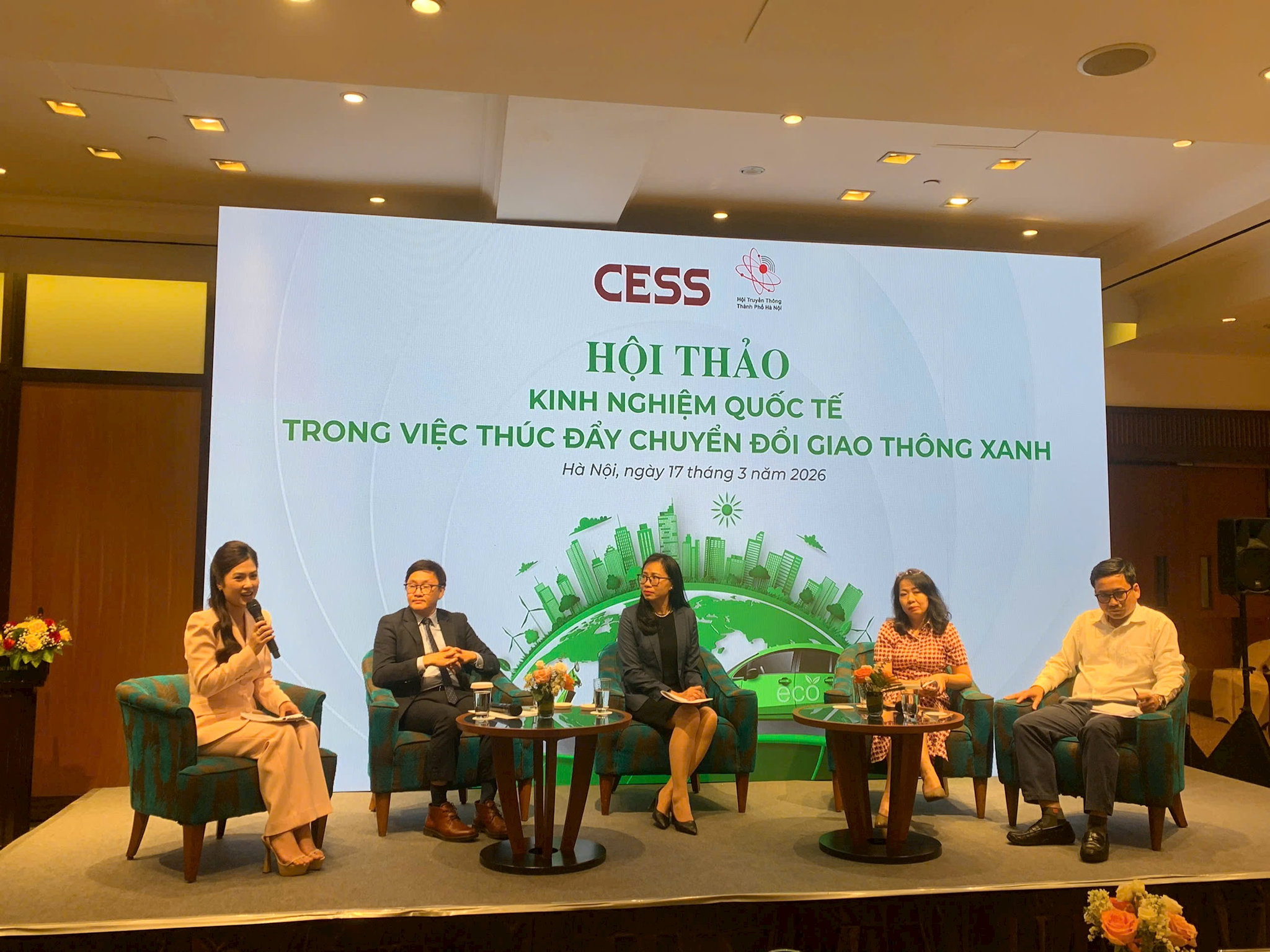 quang-canh-hoi-thao.jpg