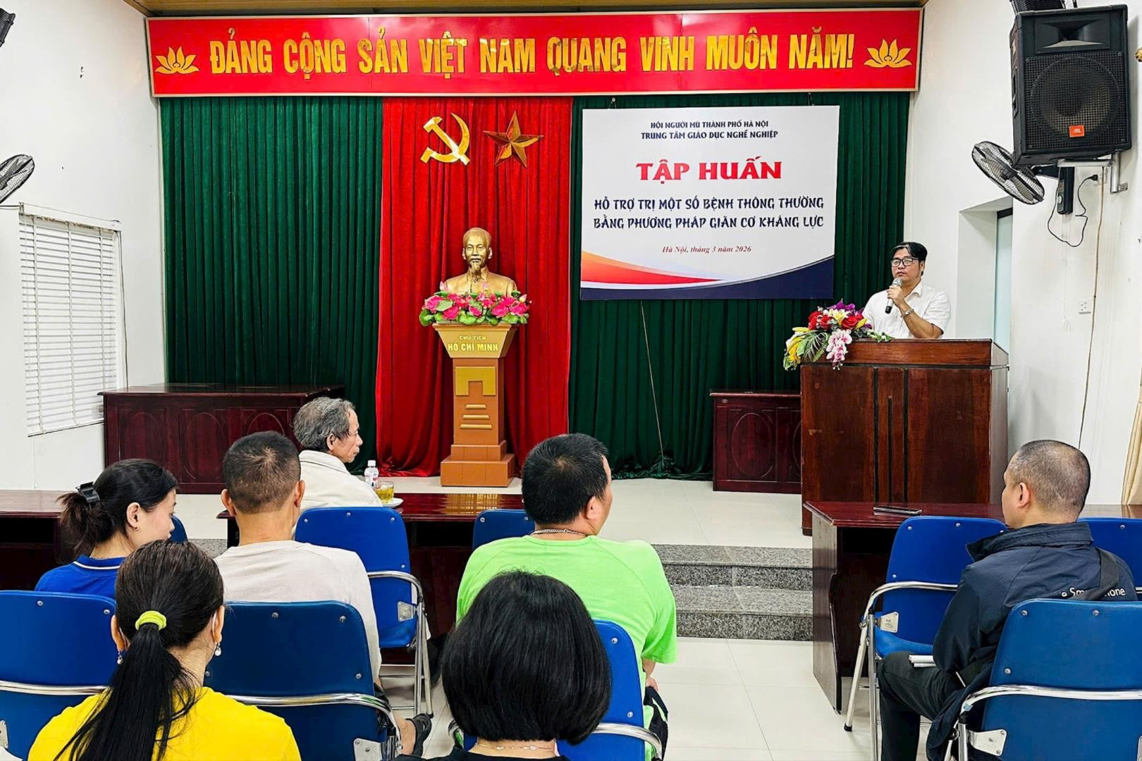 quang-canh-tap-huan.jpg