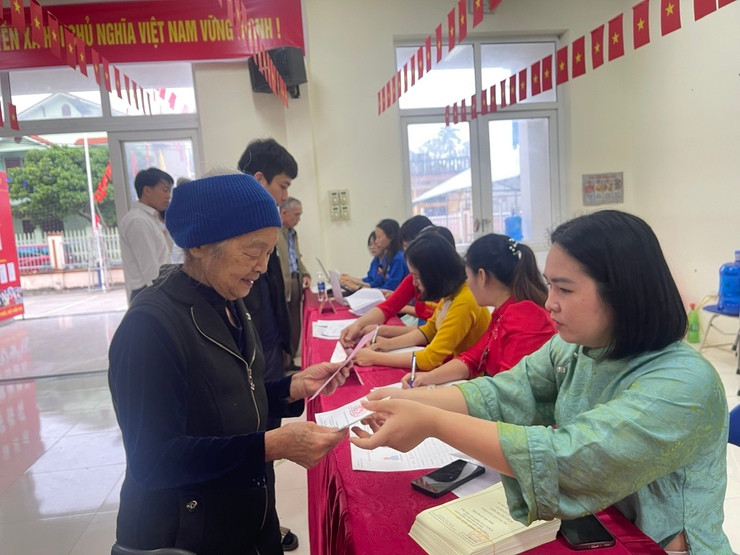 ung-hoa2.jpg