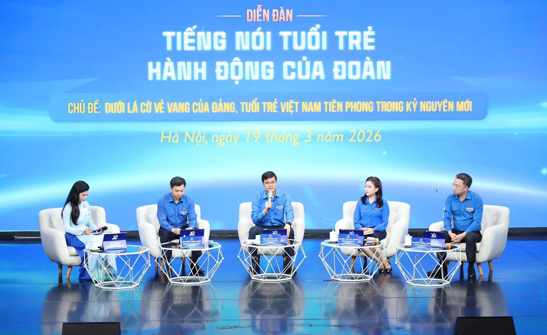 tieng-noi-cua-tuoi-tre.jpg