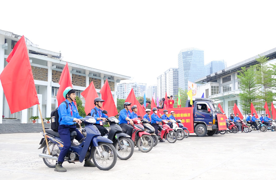 thanh-nien.jpg
