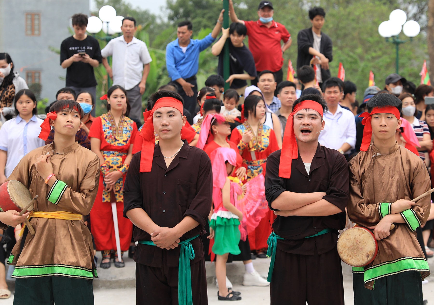 W_le-hoi-ken-re-duong-yen-10.2.jpg