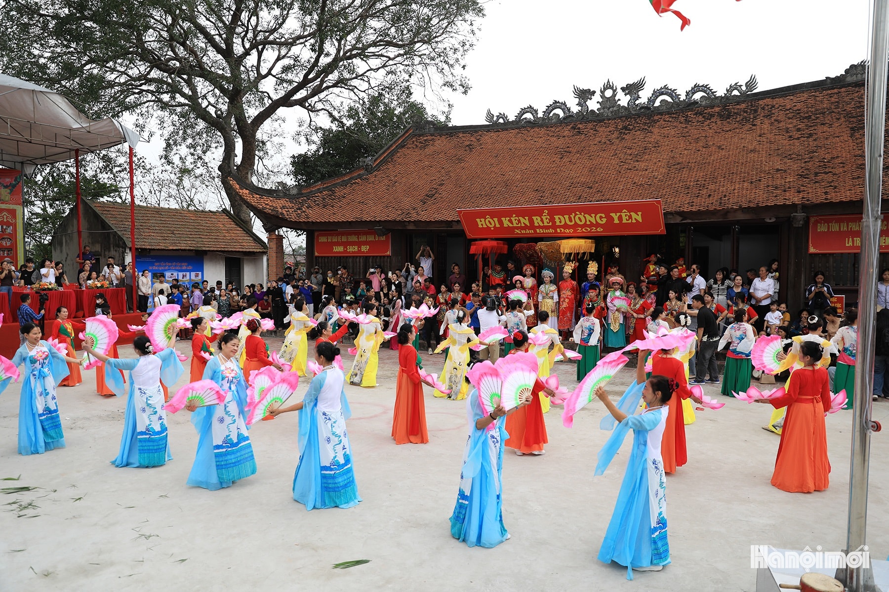 W_le-hoi-ken-re-duong-yen-14.jpg
