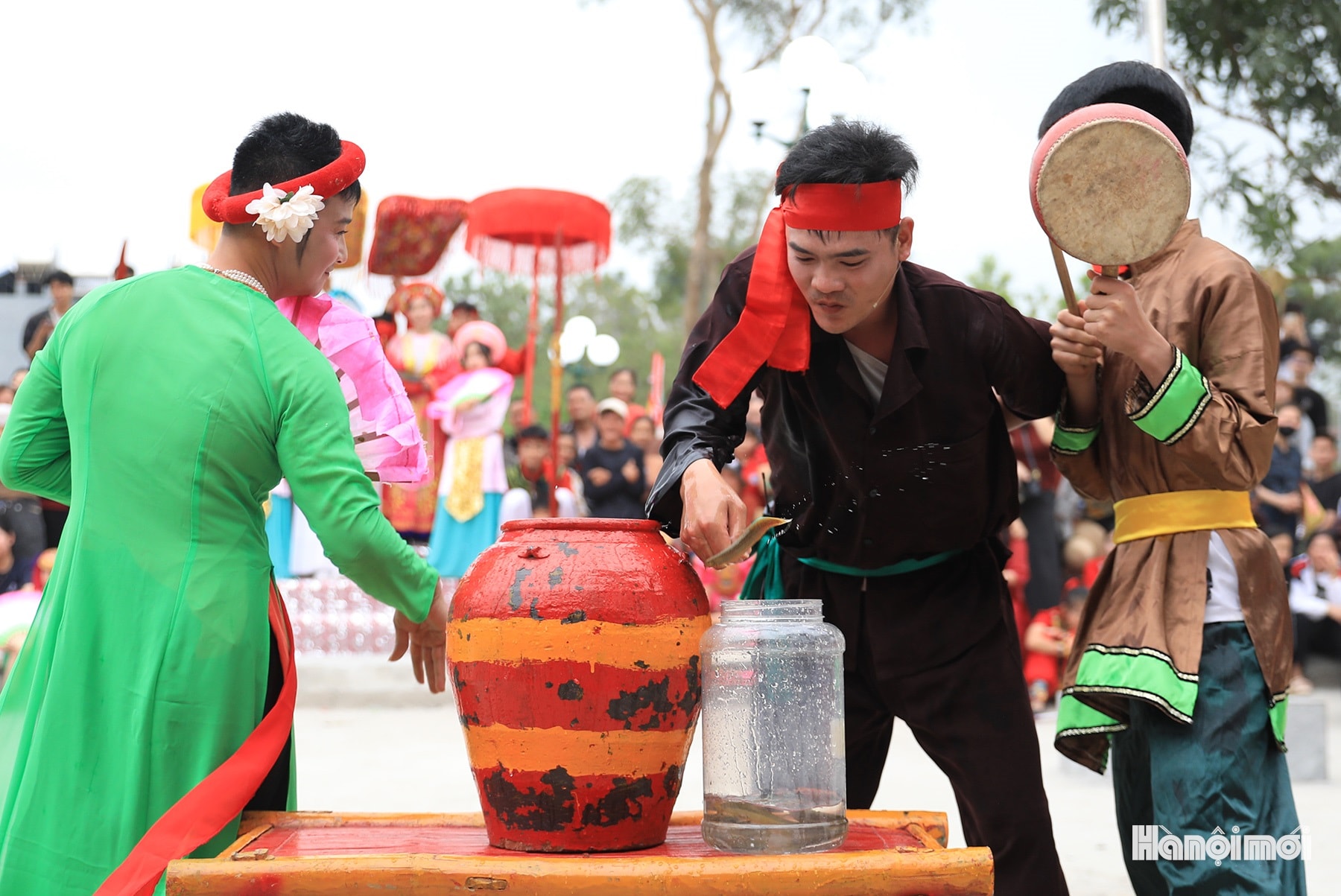 W_le-hoi-ken-re-duong-yen-9.jpg