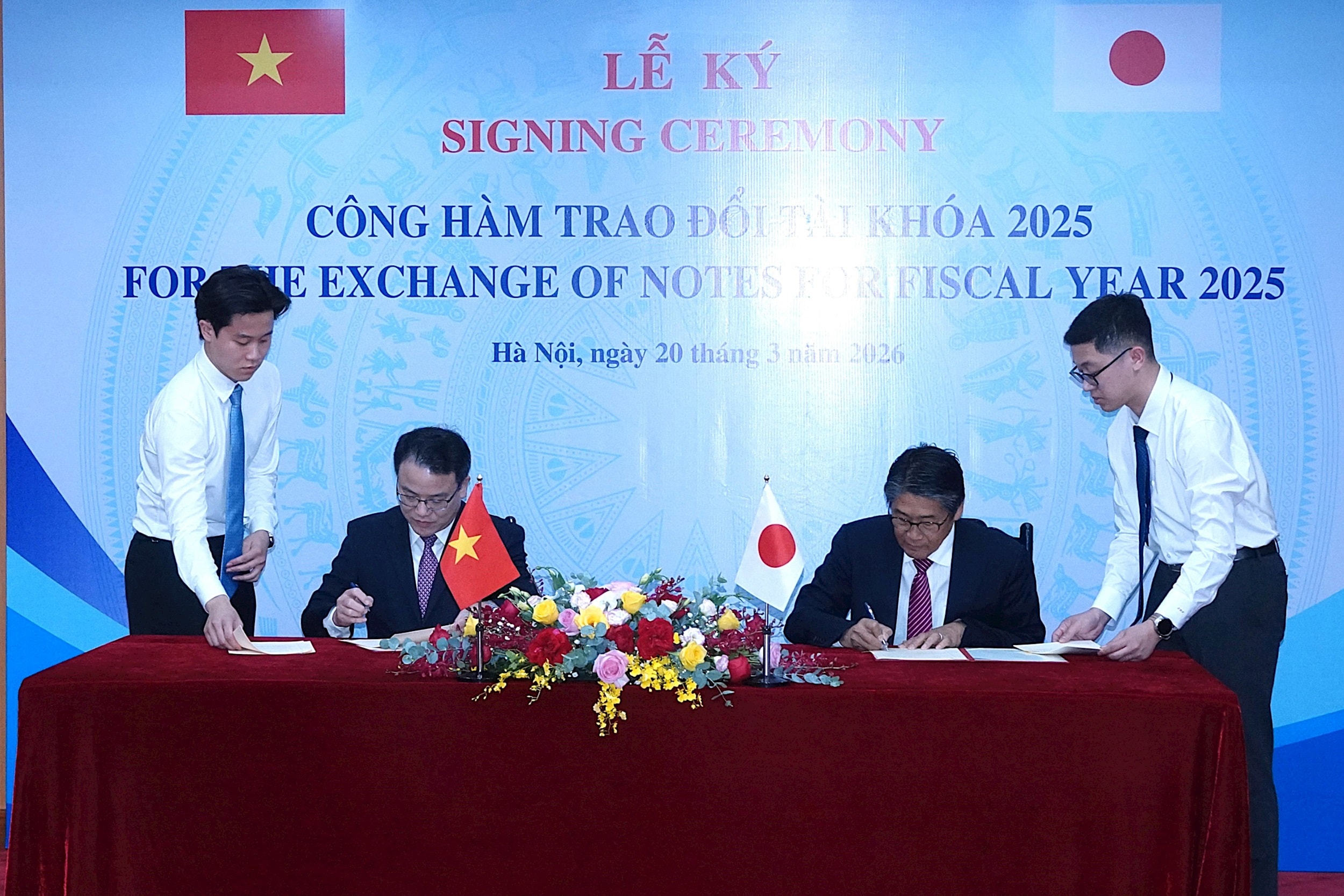 Tại lễ ký kết. Ảnh