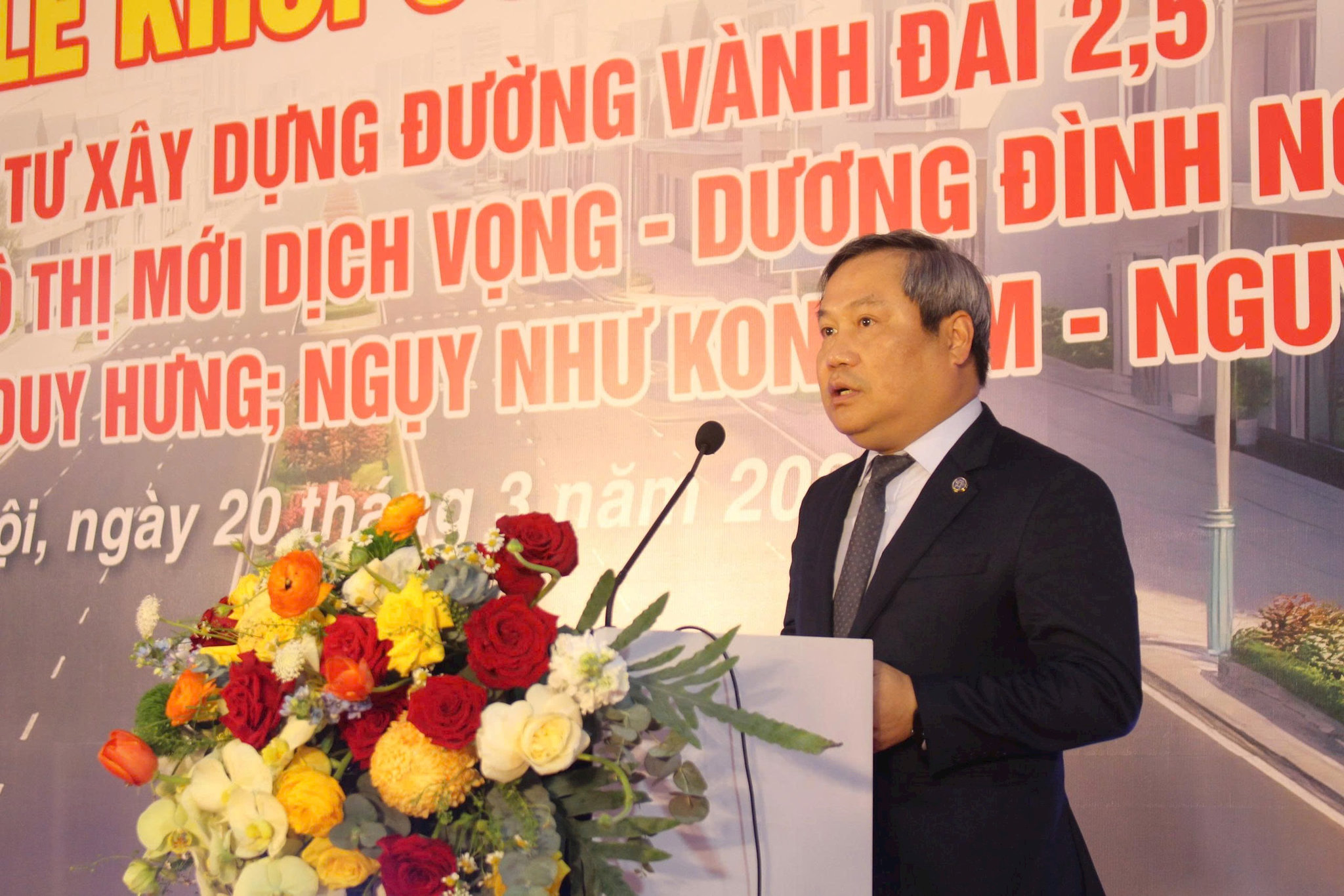 khoi-cong-2.jpg