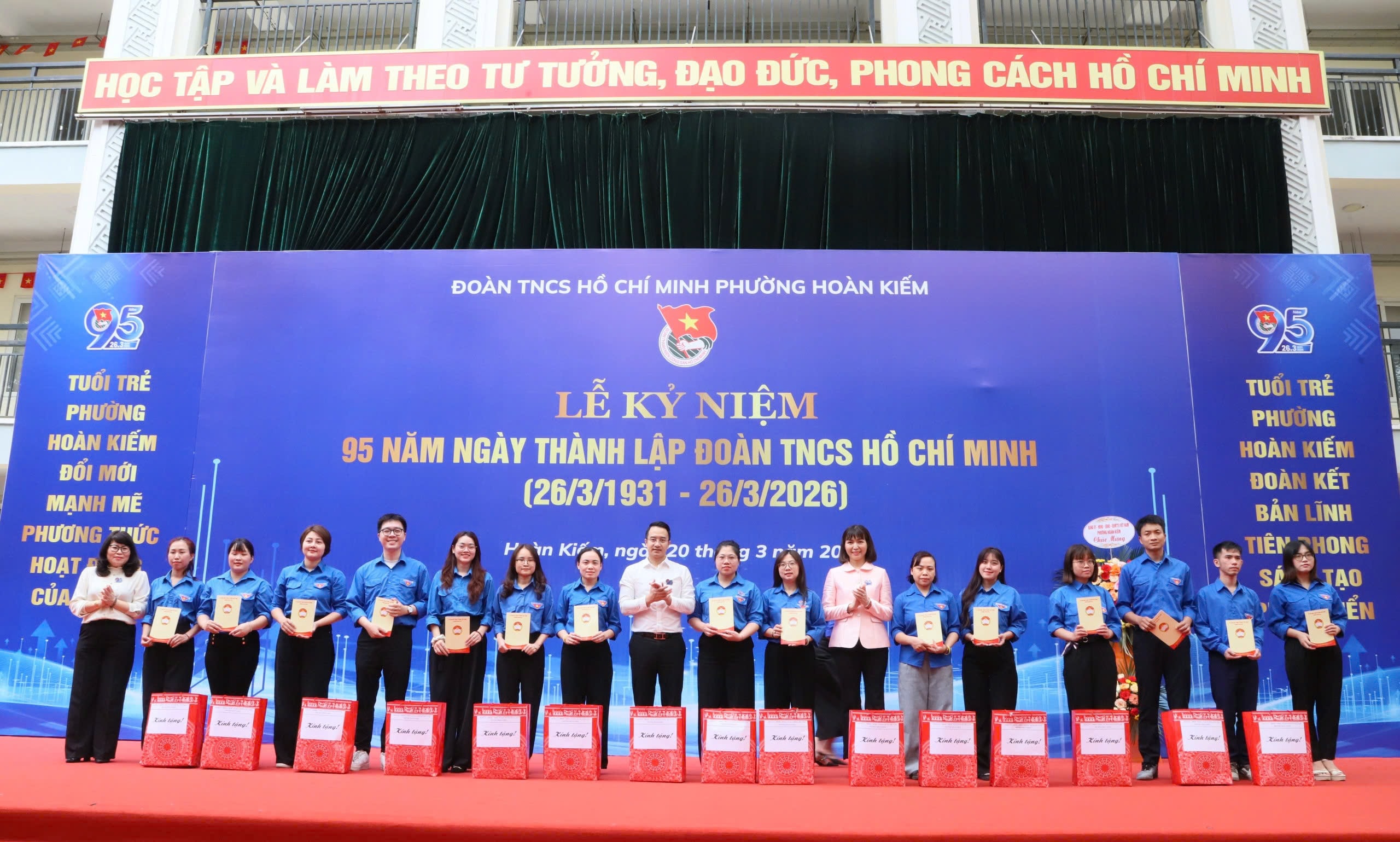 1c9a37db6978e726be69.jpg