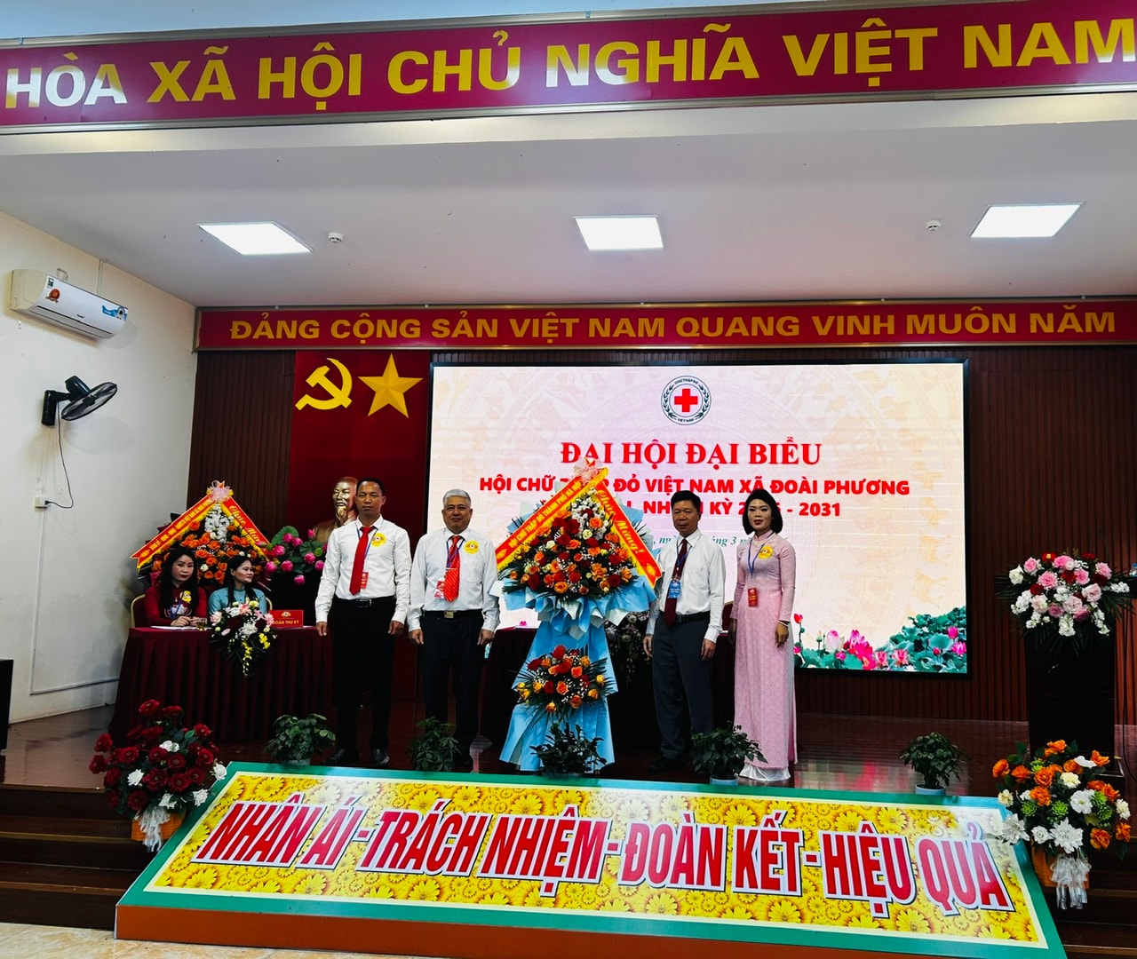 213-tp-chuc-mung.jpg