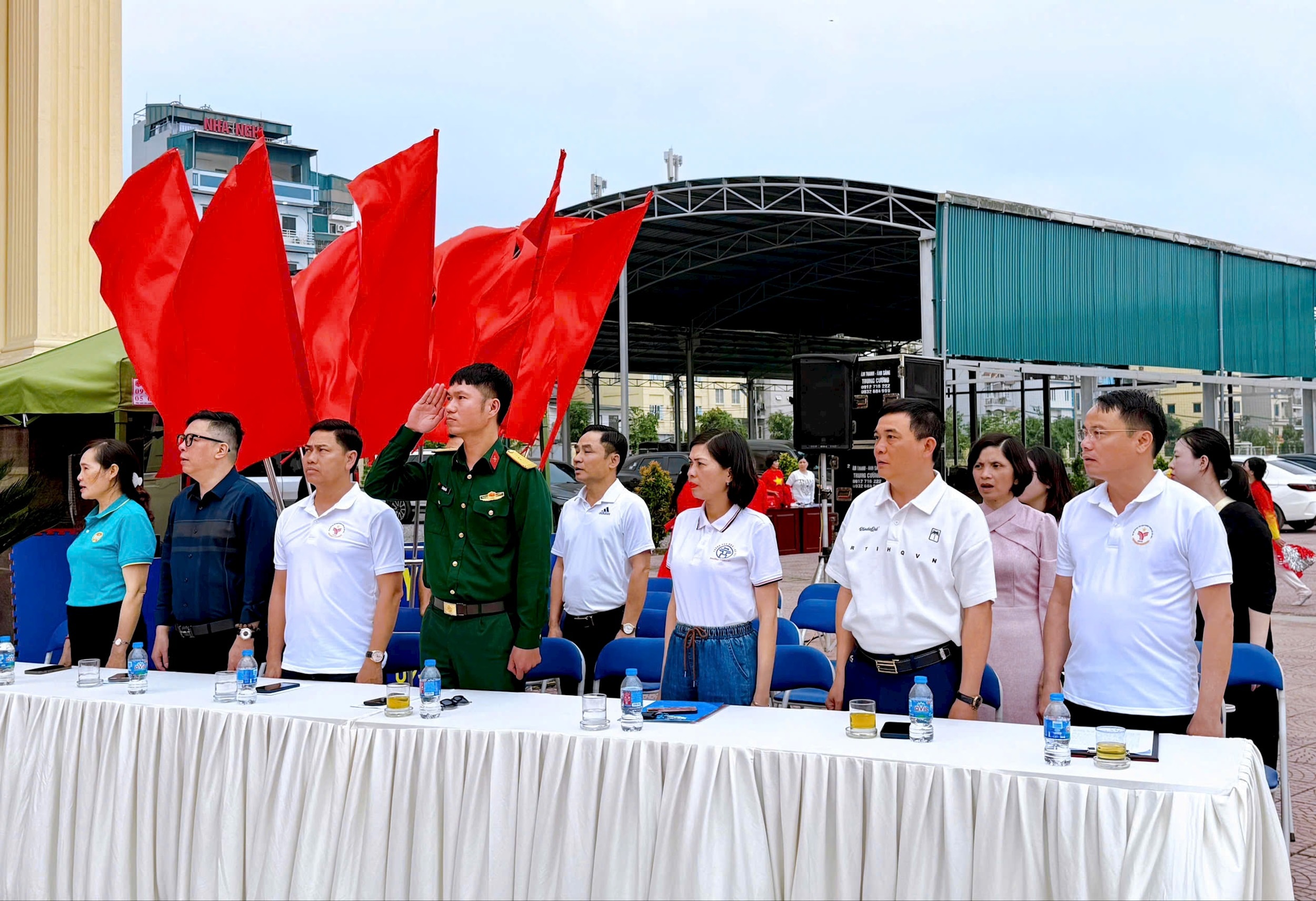 anh-8-cac-dai-bieu-tham-du.jpg