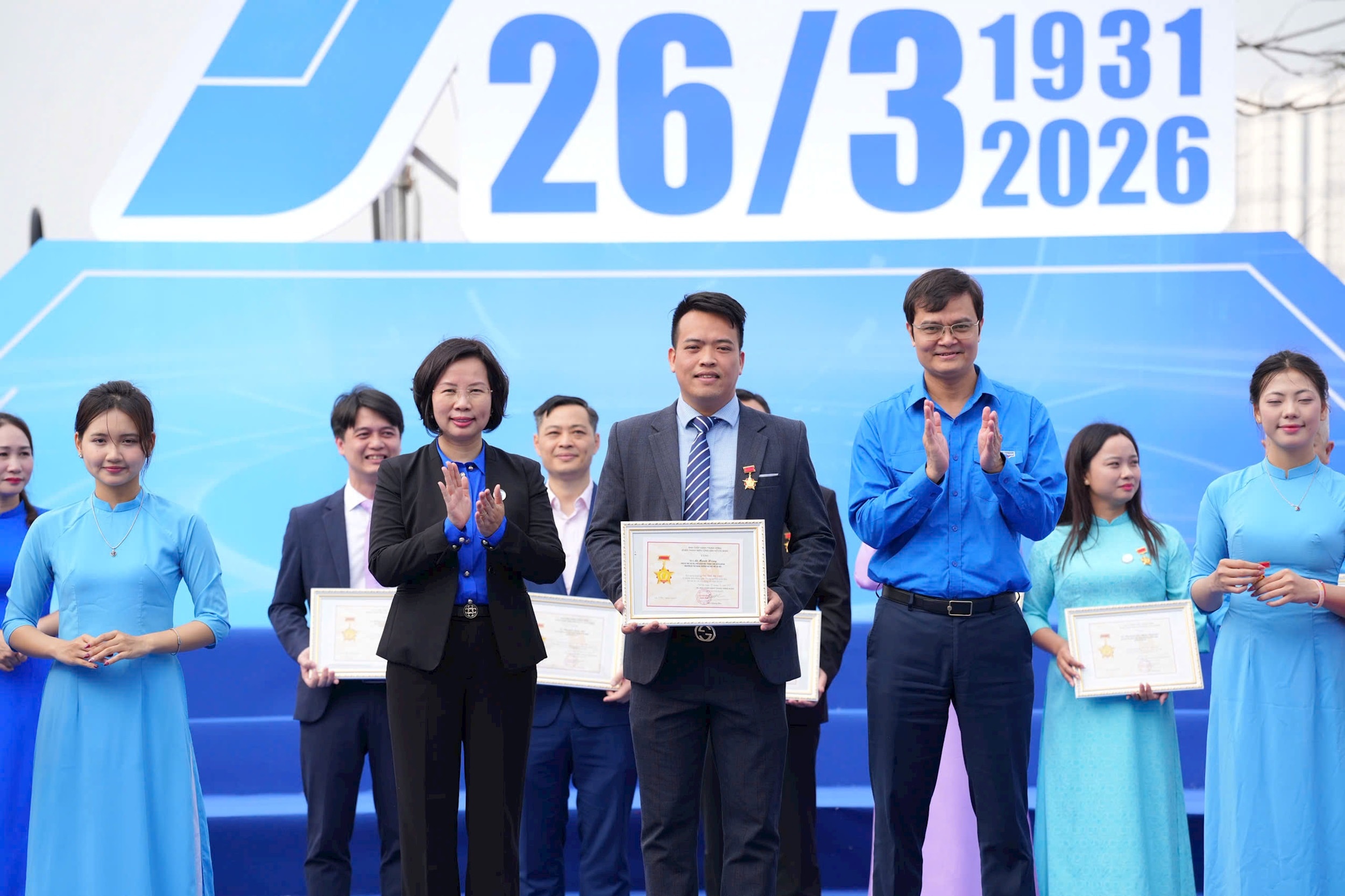 ky-niem-chuong.jpg