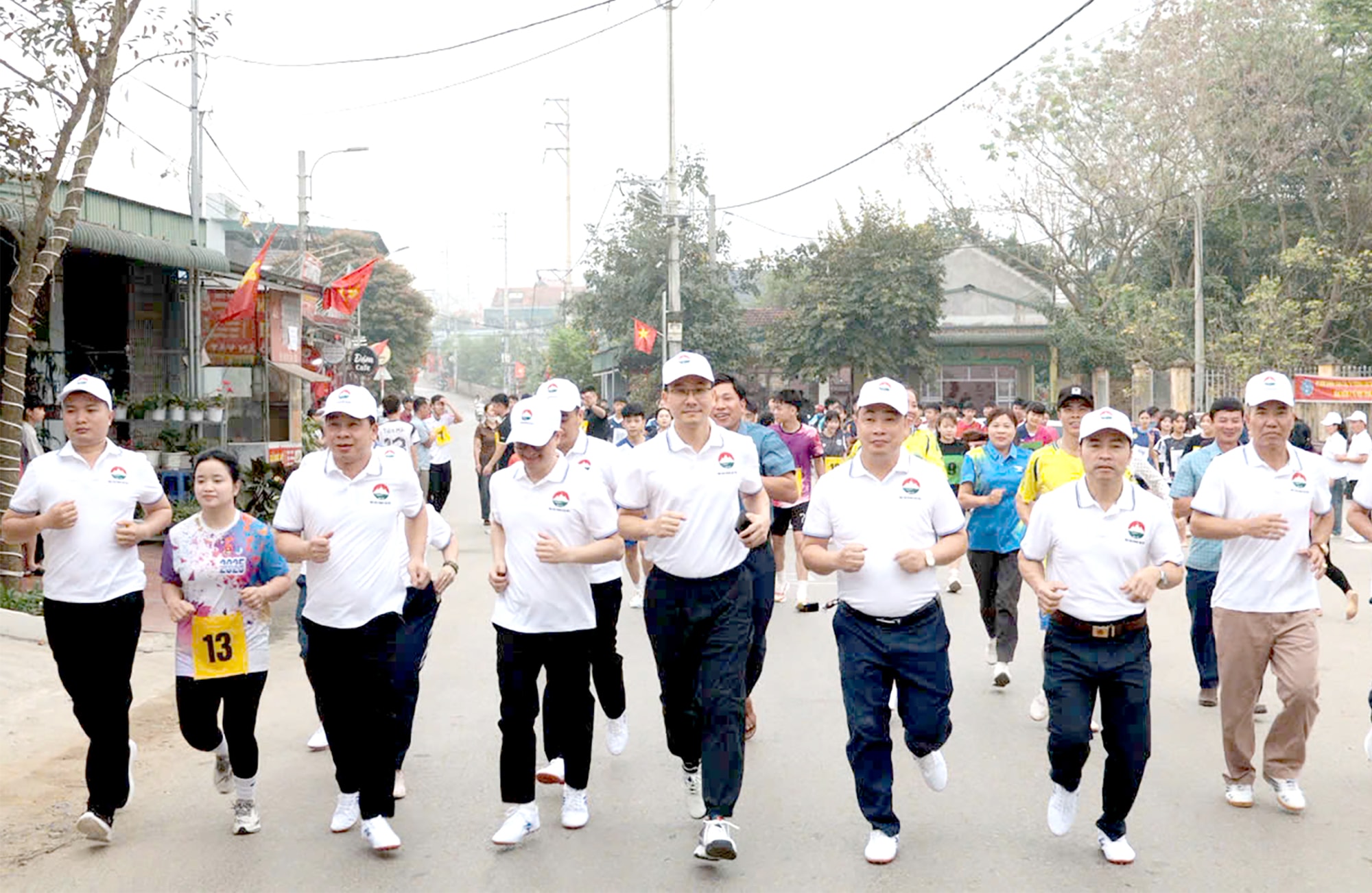 ba-vi-khai-mac11-copy.jpg