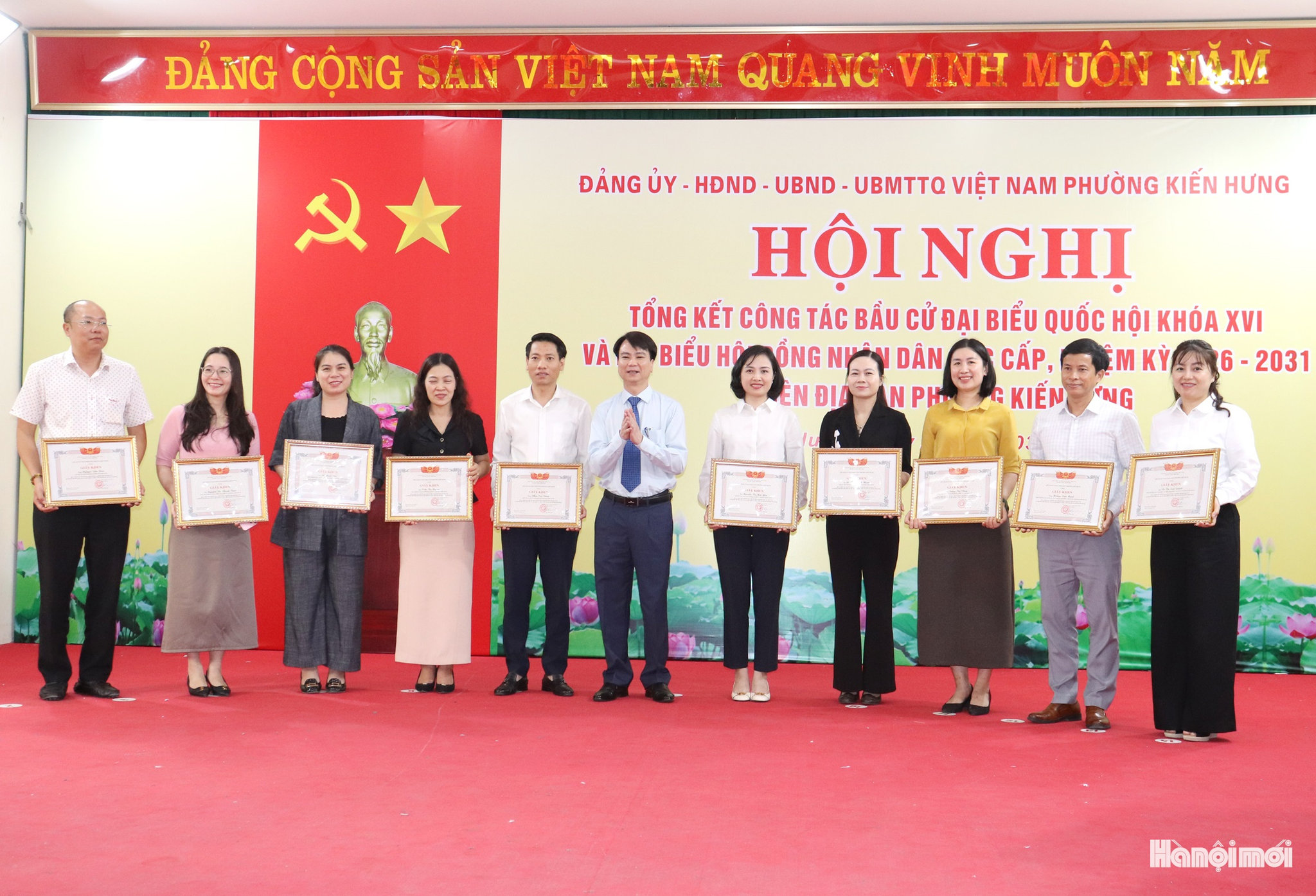 W_kien-hung-tong-ket-bau-cu12.jpg