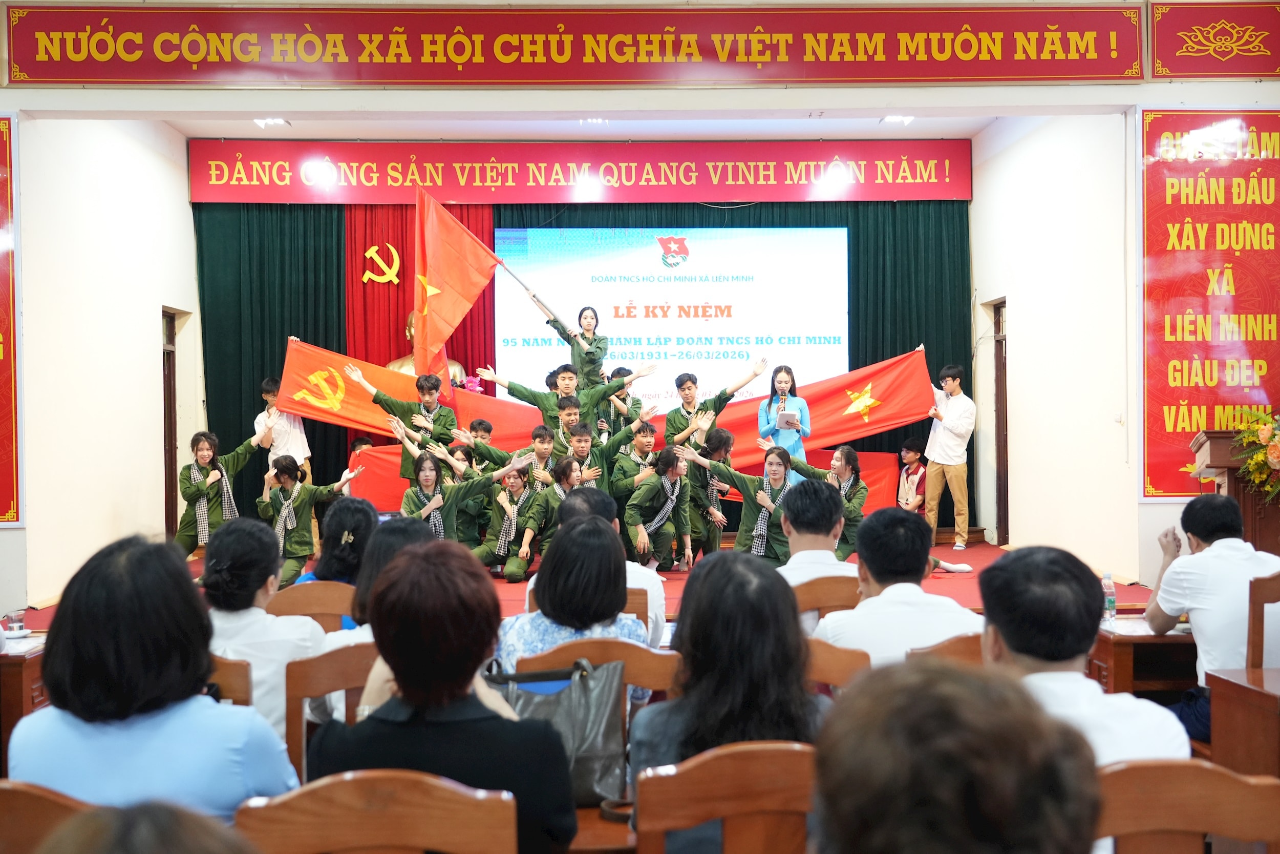 van-nghe.jpg