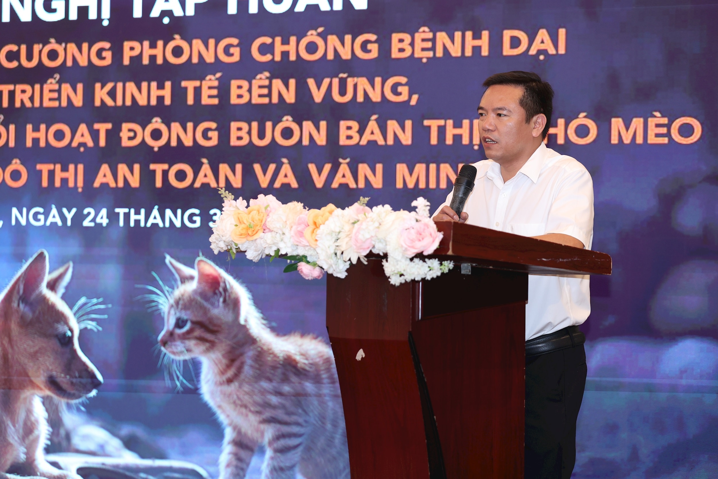 ong-can-xuan-minh-dien-gia-cua-chi-cuc.jpg