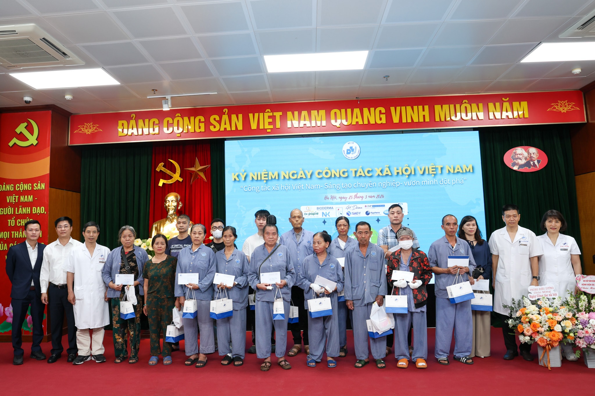 151a1318.jpg