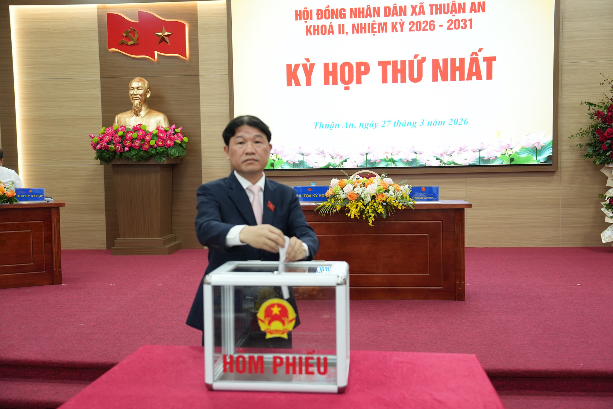 ky-hop-6.jpg