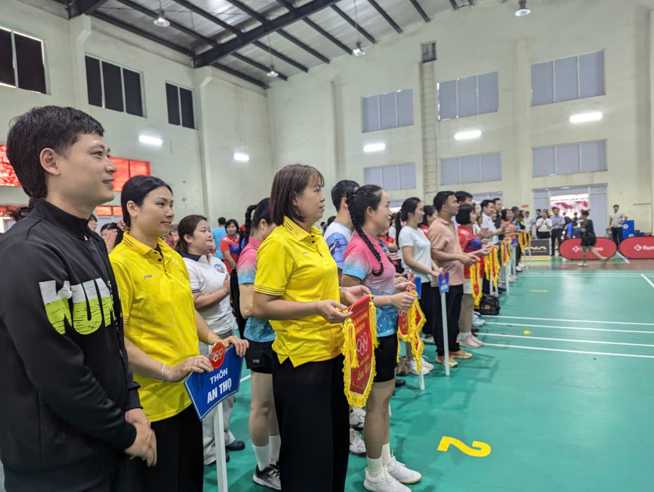 The open badminton and tug-of-war tournament 2026 will feature 400 athletes divided into 19 teams from four communes: An Khánh, Hoài Đức, Sơn Đồng and Dương Hòa.