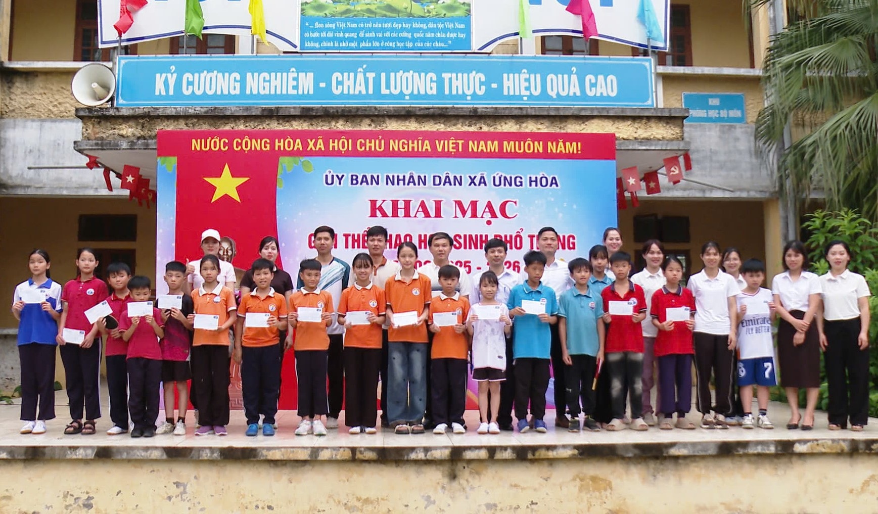 ung-hoa4.jpg