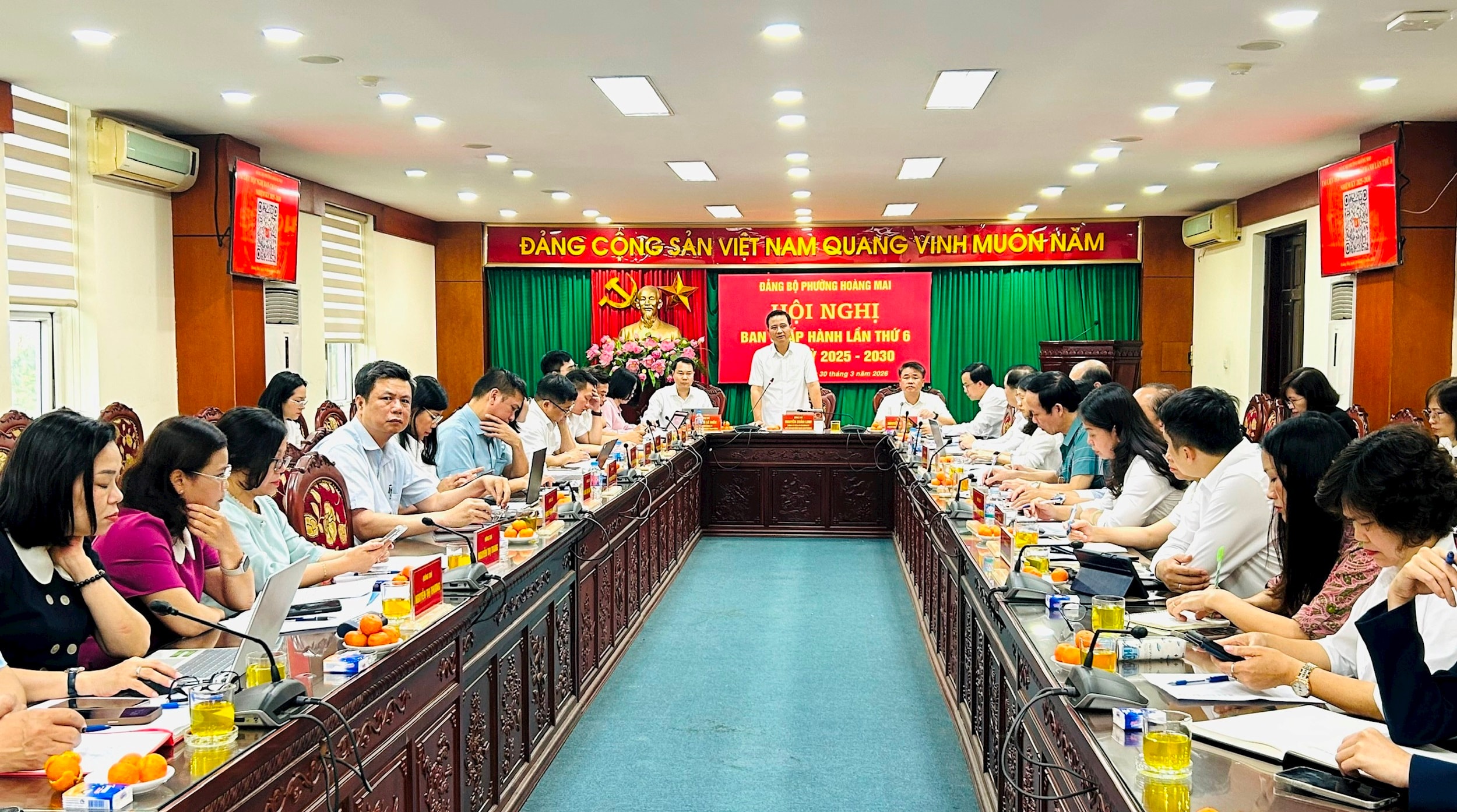 1-quang-canh-ky-hop.jpg