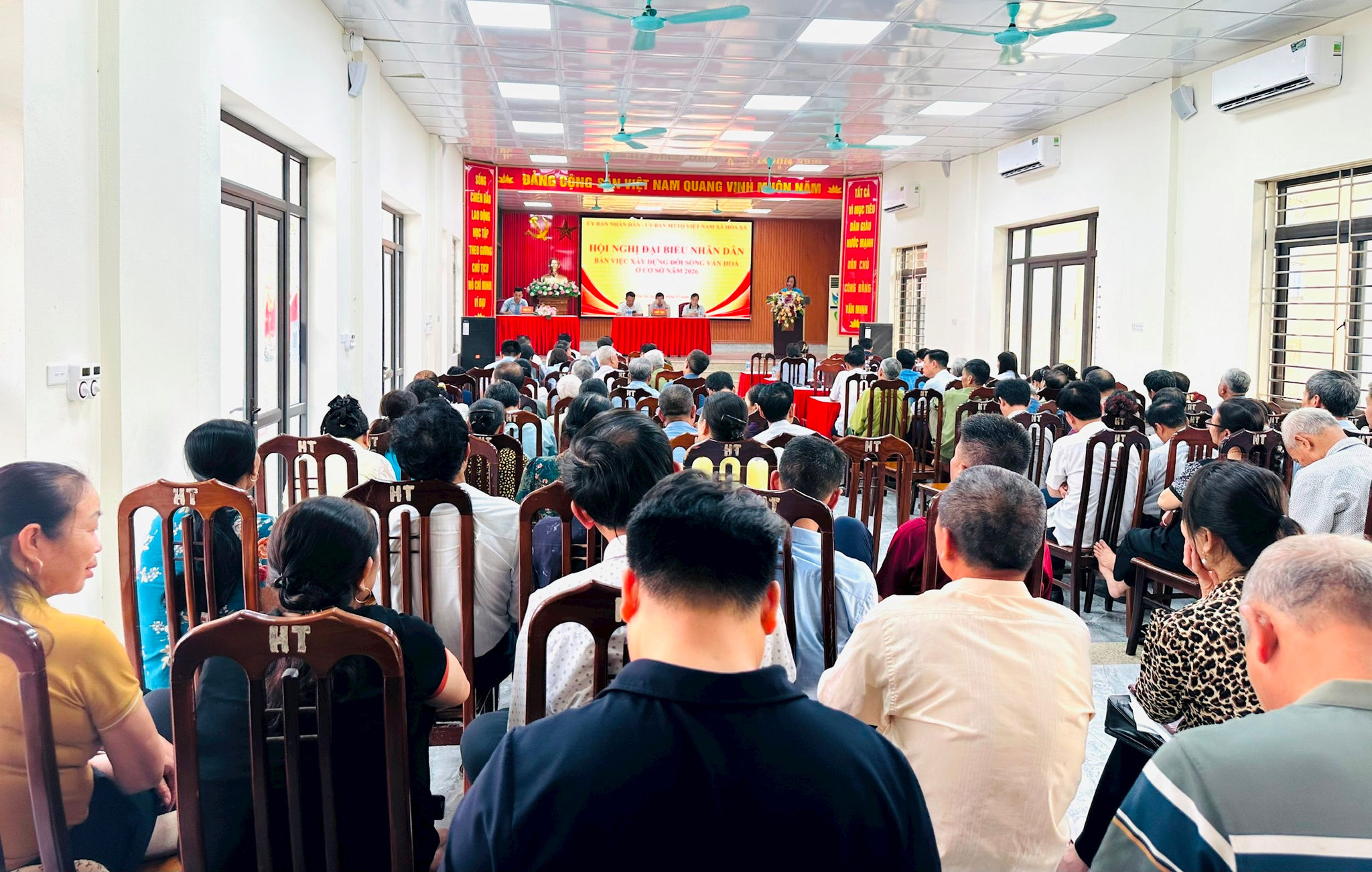 quang-canh.jpg