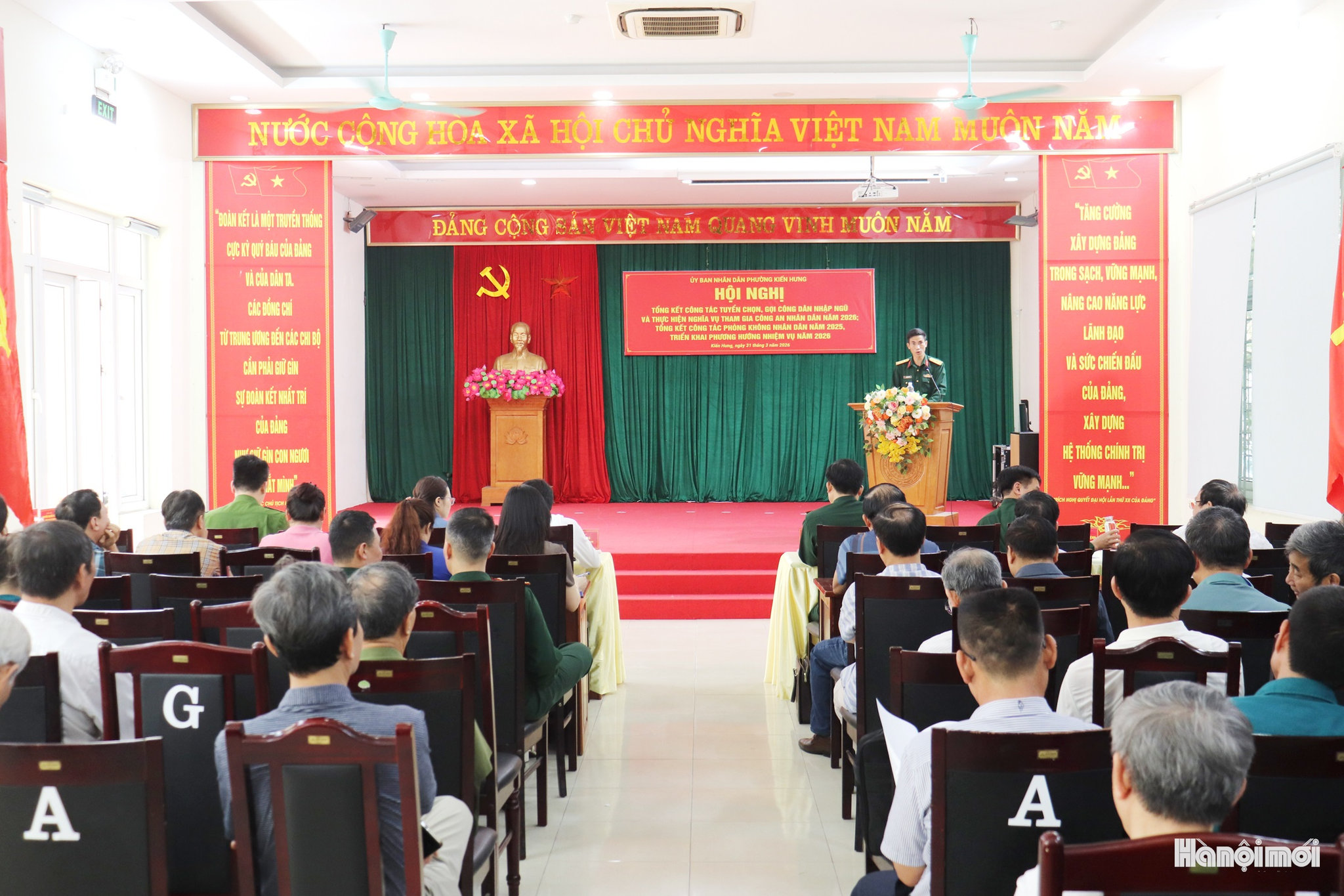 W_kien-hung-tuyen-quan.jpg