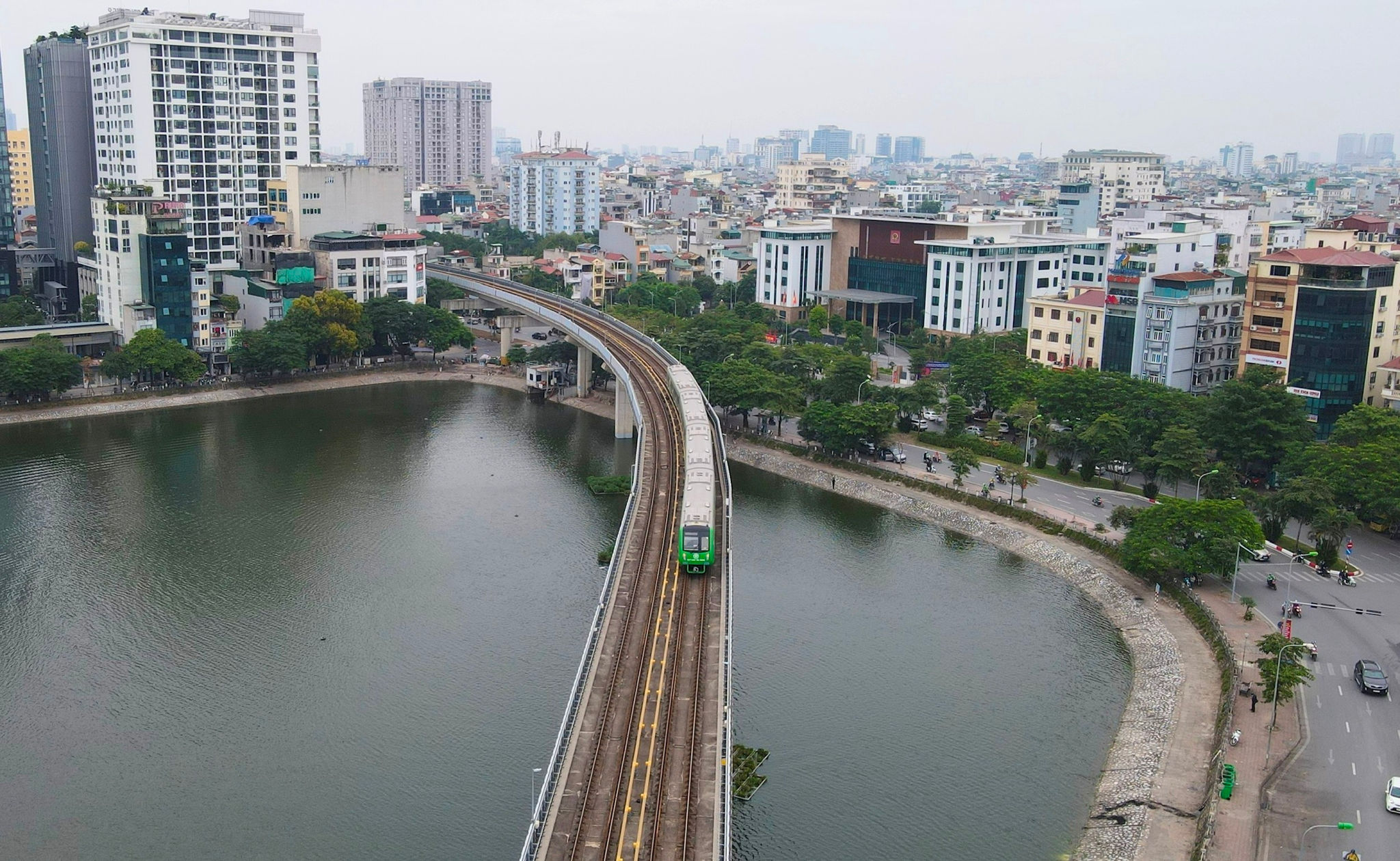 tuyen-duong-sat-do-thi-2a-cat-linh-ha-dong.-anh-quang-thai.jpg