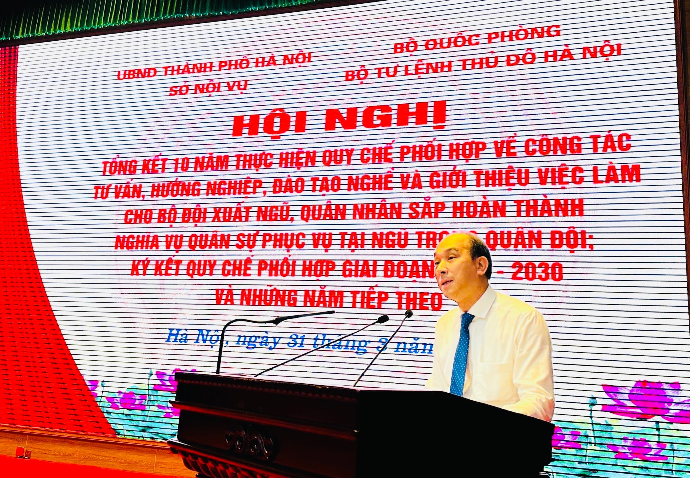 2-pho-giam-doc-nguyen-tay-nam.jpg