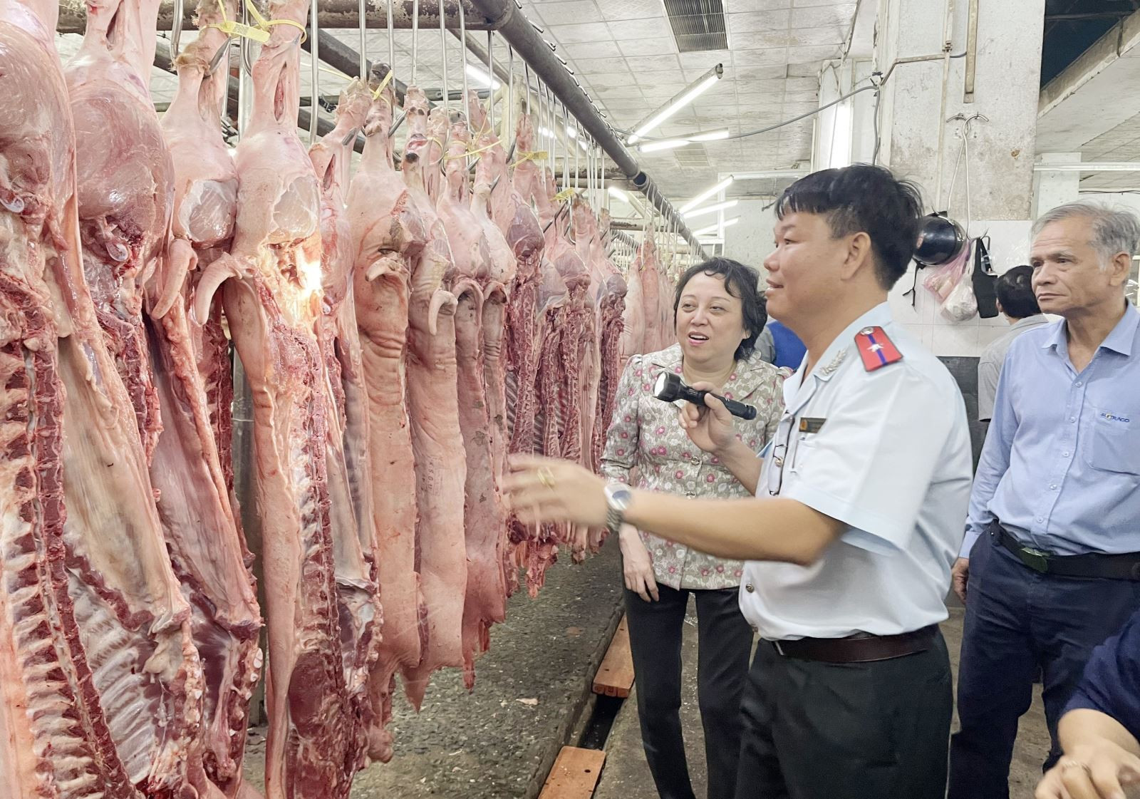 Chấn chỉnh công tác kiểm soát giết mổ gia súc- Ảnh 1. Chấn chỉnh công tác kiểm soát giết mổ gia súc- Ảnh 1.