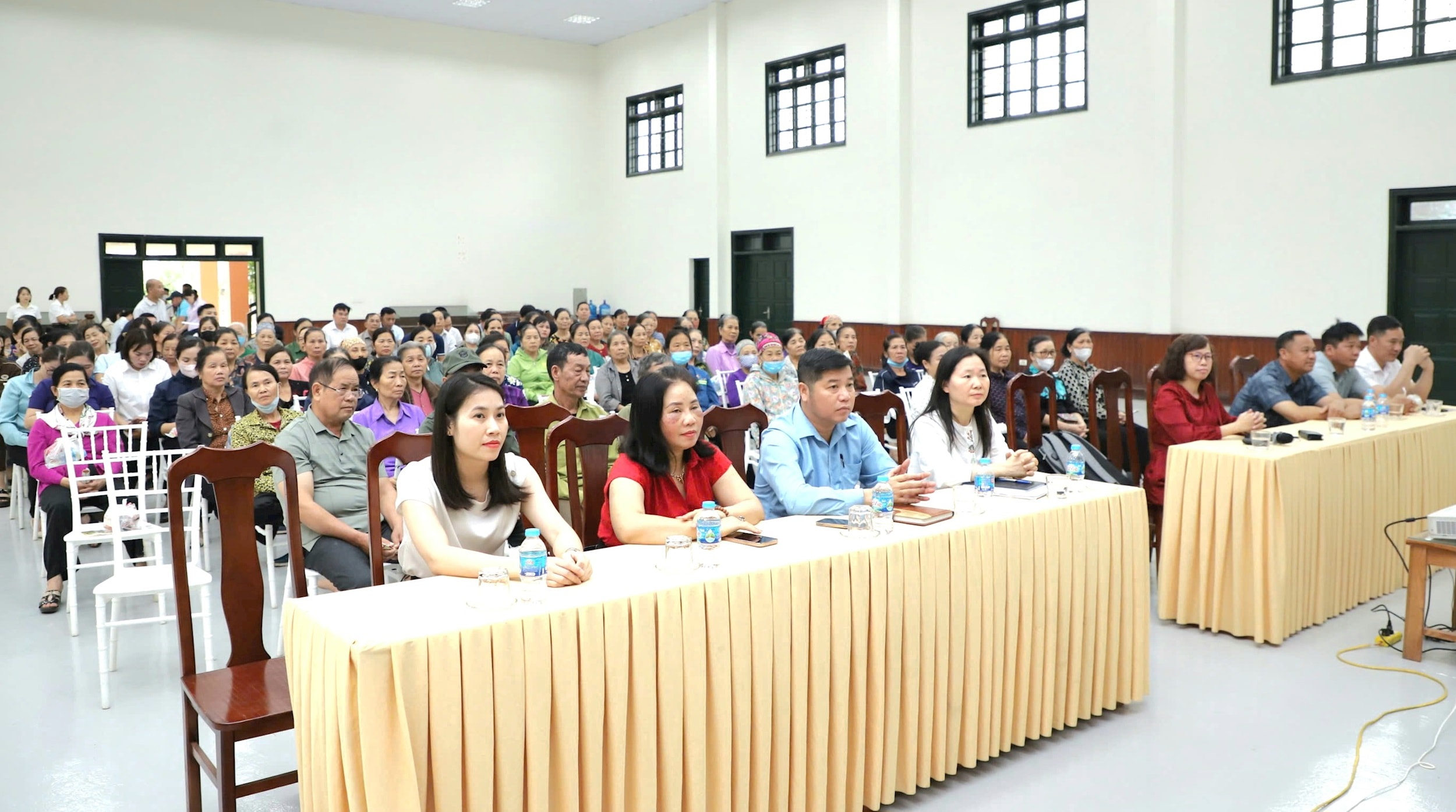 Quang cảnh buổi tập huấn tại xã Yên Xuân. Ảnh: Minh Nguyệt