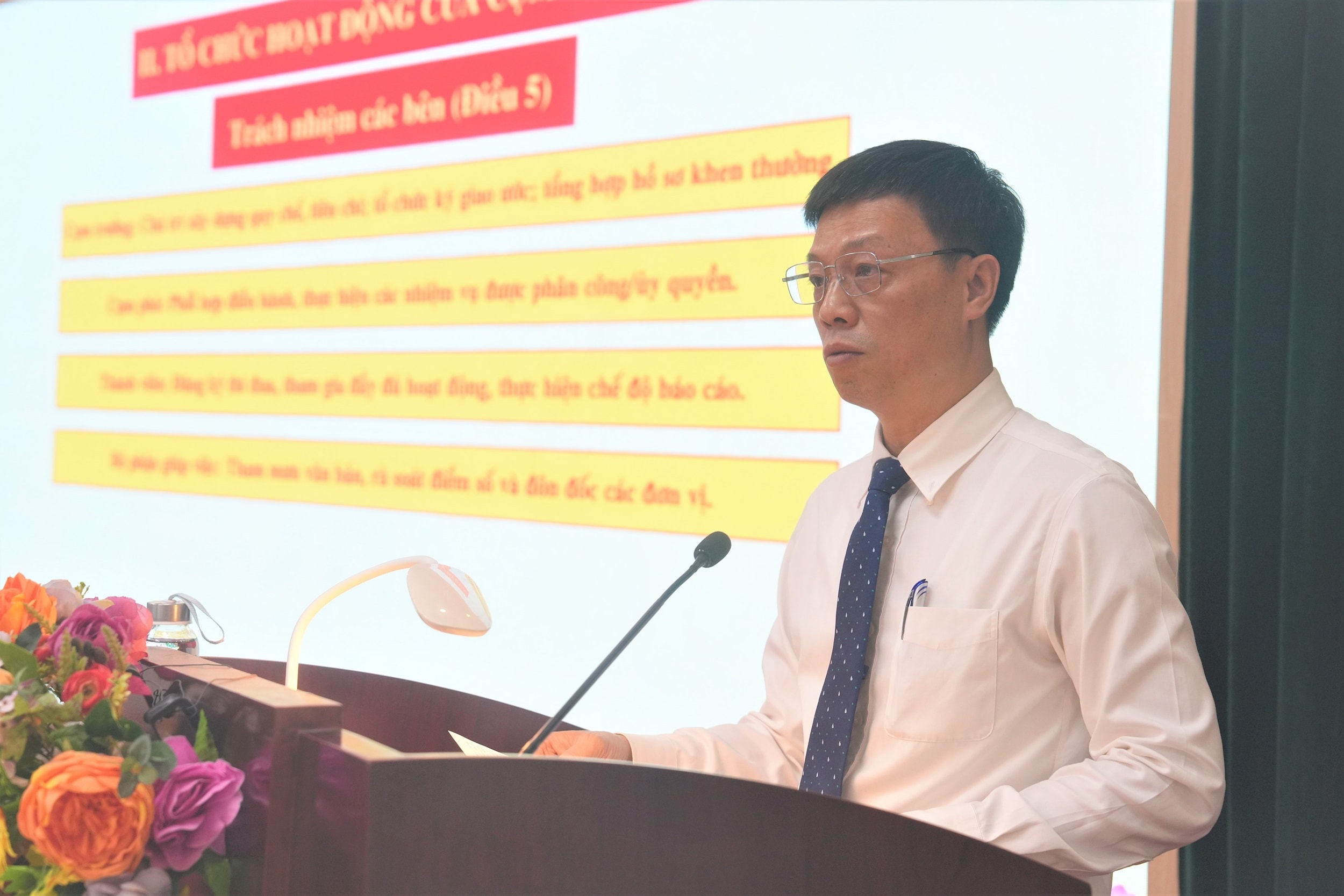 vo-hong-vinh.jpg
