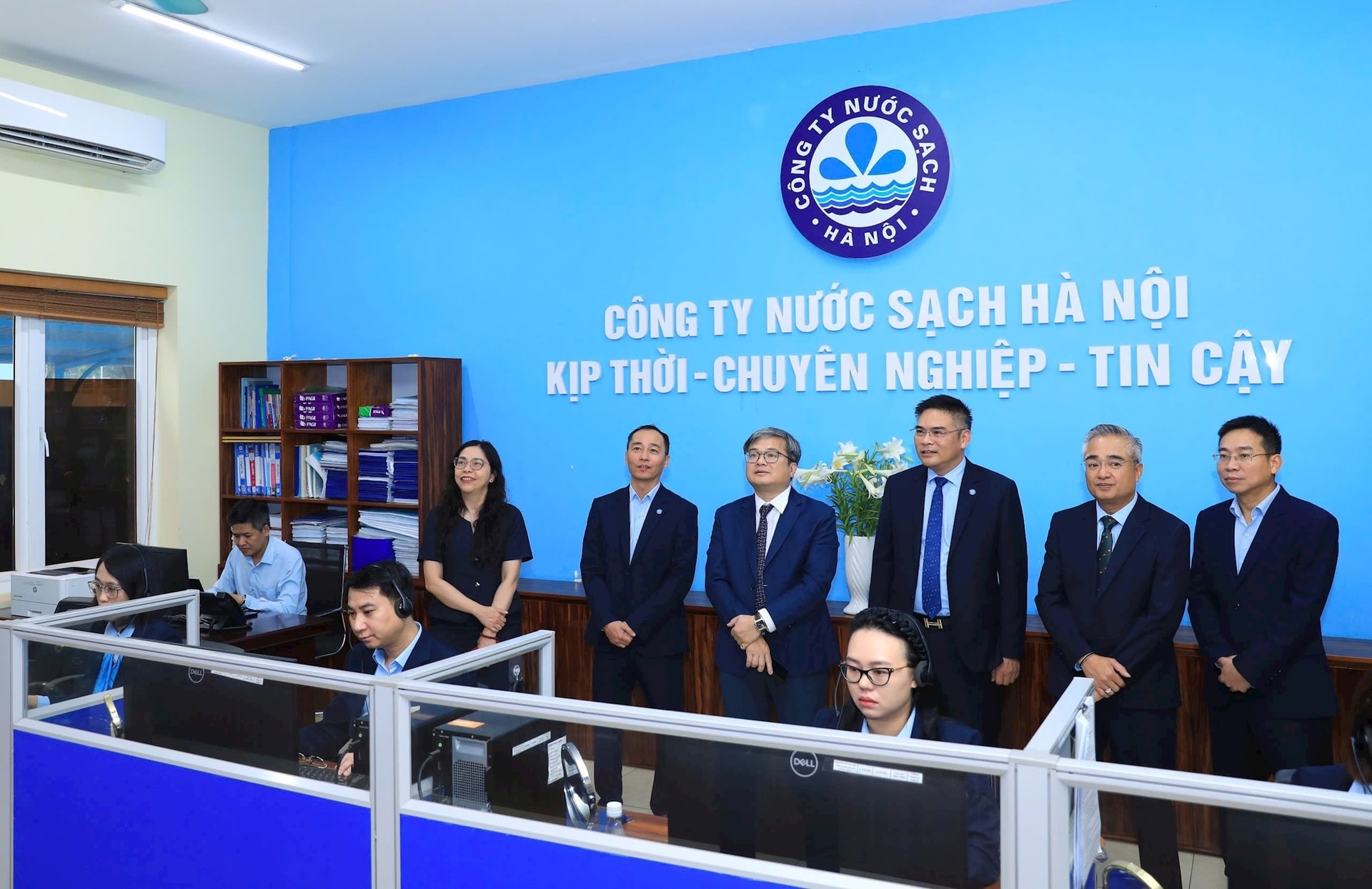 [Podcast] Tin tức ngày 2-4: Hà Nội ra mắt “bộ mặt số” ngành nước, người dân thêm tiện lợi