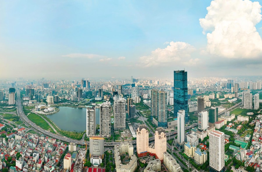 Quy hoạch tổng thể Thủ đô tầm nhìn 100 năm vừa được Hội đồng nhân dân thà̀nh phố Hà Nội khó́a XVII biểu quyết thông qua.