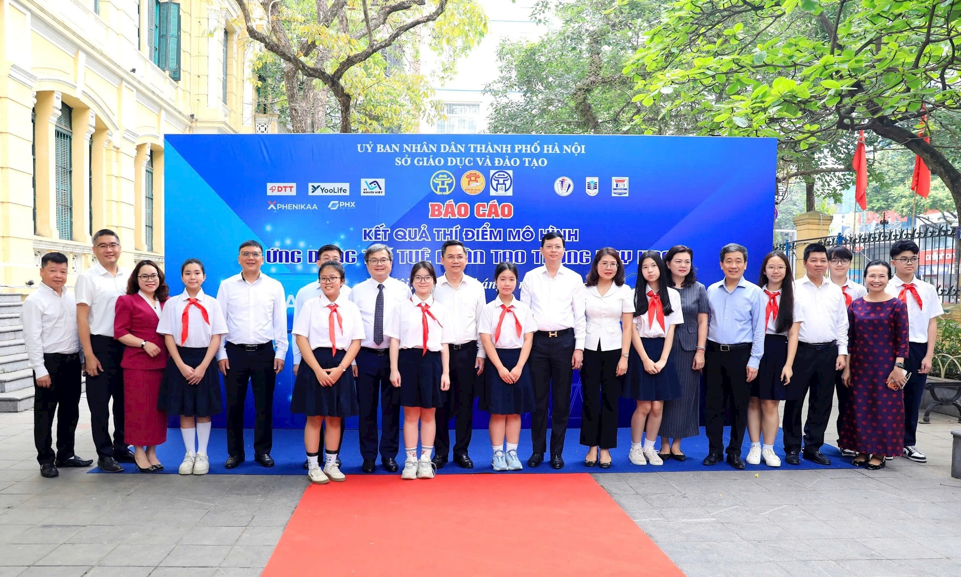 gen-h-z7695756010395_d82b0dda344522a907b814c15d55c63e.jpg?w=1130